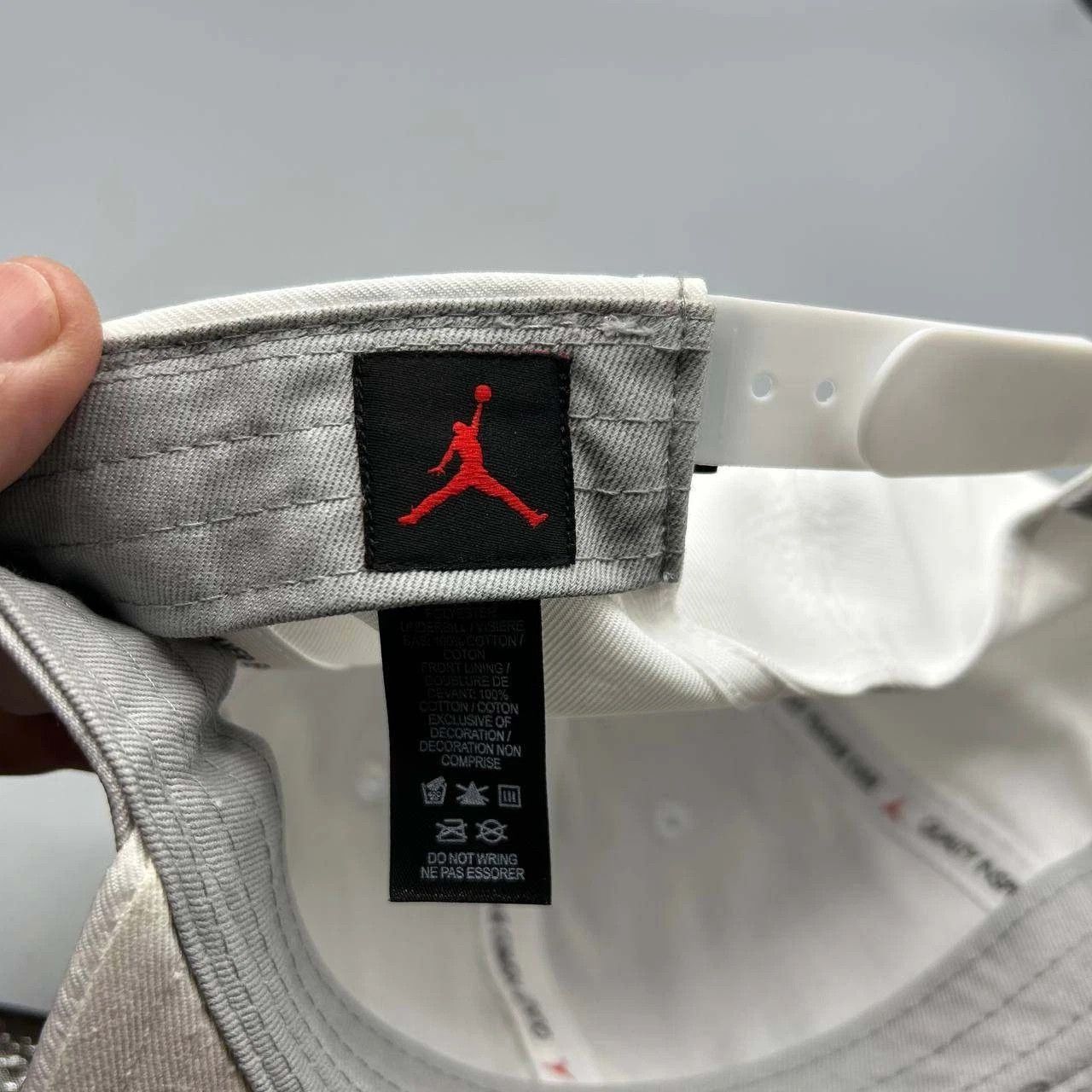 Jordan Brand Air Jordan Hat Men Cement Elephant Gold Metal Snap Back Size ONE SIZE - 4 Thumbnail
