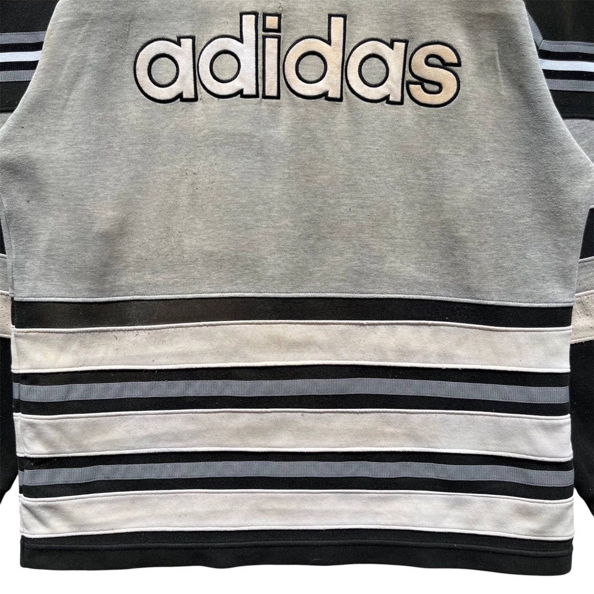 Adidas RARE🔥 Disstressed Vintage 90s Adidas Big Logo Spellout Size US L / EU 52-54 / 3 - 14 Thumbnail