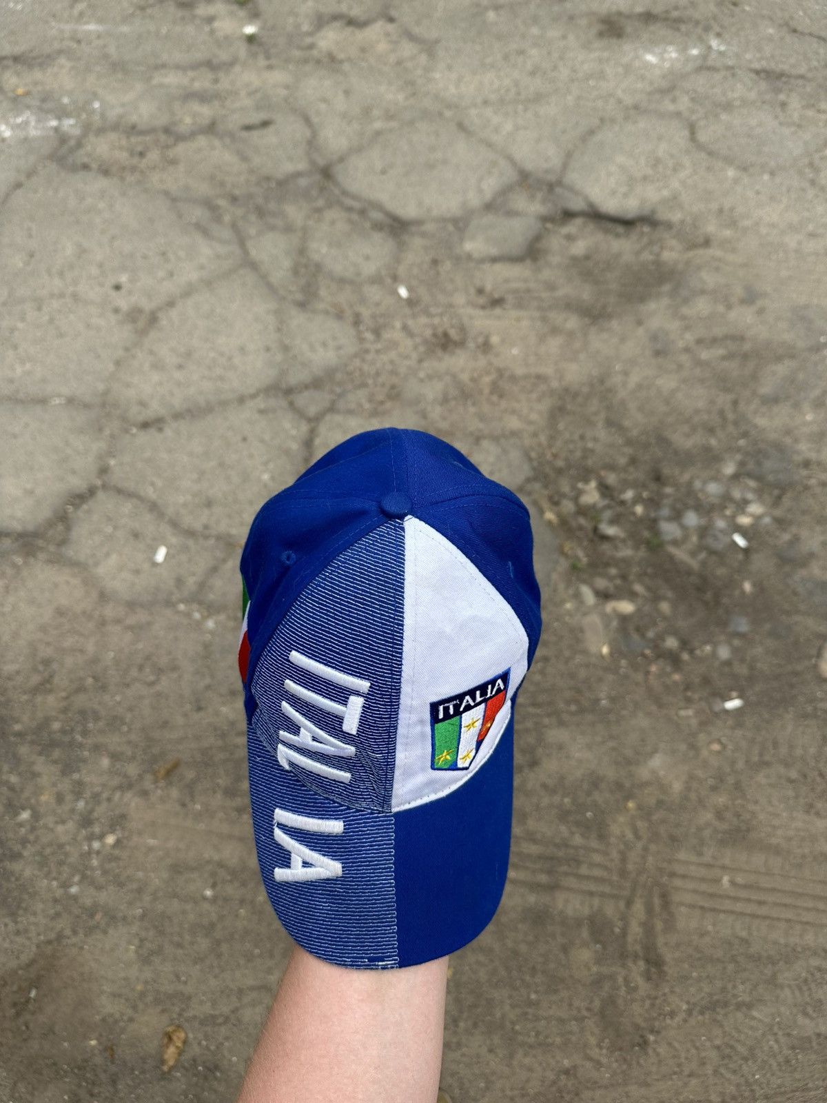 Italia Independent Vintage Italia Cap Soccer Jersey Y2K Blockcore Hype Style Size ONE SIZE - 5 Thumbnail