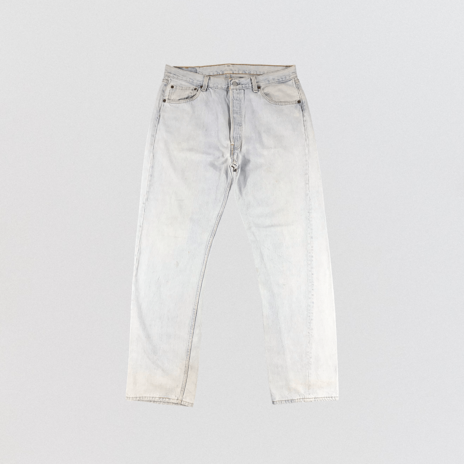 image of 90's Light Wash Levis 501 Jeans-Jm916, Men's (Size 35)