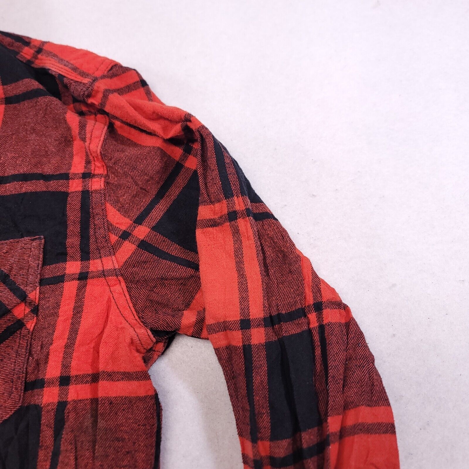 Arizona Jean Co. Arizona Jean Co Buffalo Check Flannel Shirt Mens Size M Red Size US M / EU 48-50 / 2 - 5 Thumbnail