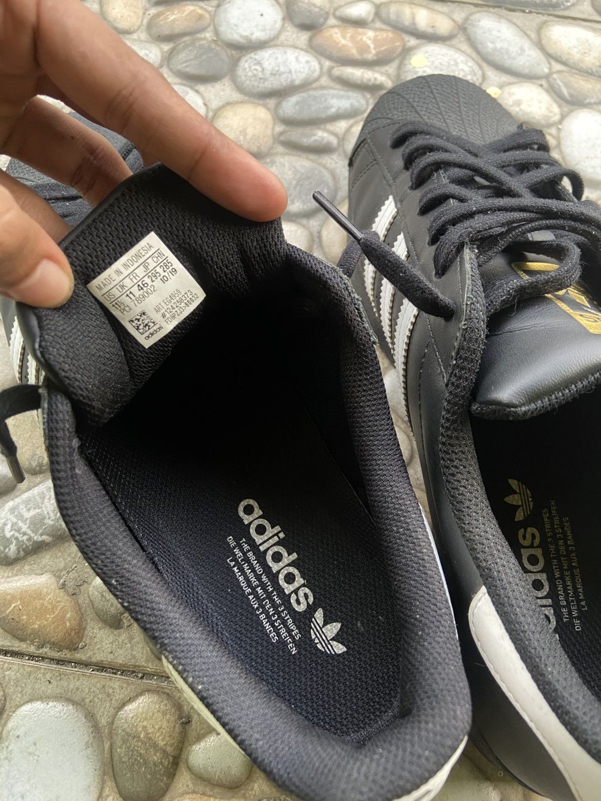 Adidas Adidas Superstar Sneakers Gold Black And White Size US 11.5 / EU 44-45 - 7 Thumbnail