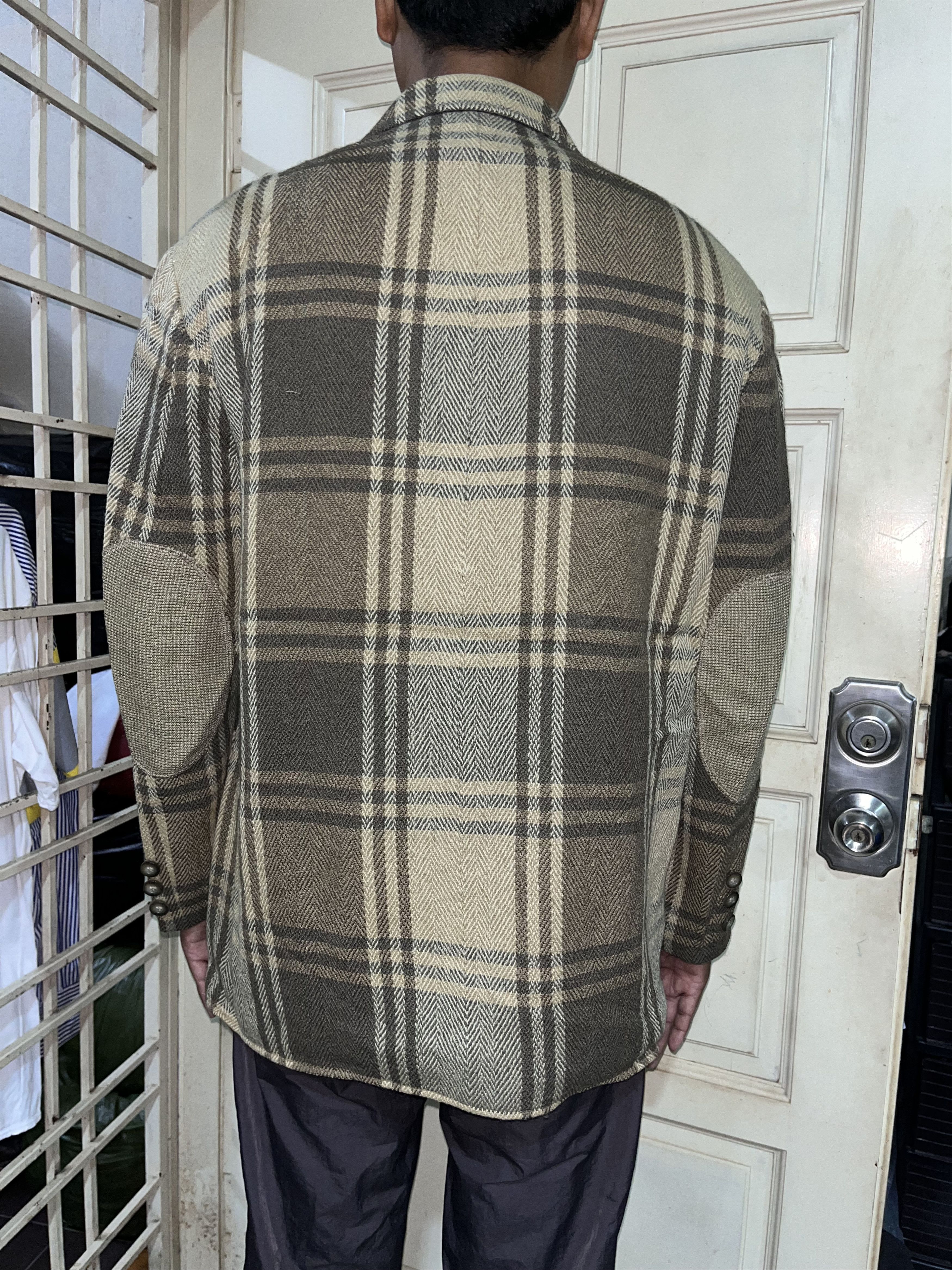 Emporio Armani vintage emporio armani wool coat Size US M / EU 48-50 / 2 - 15 Thumbnail