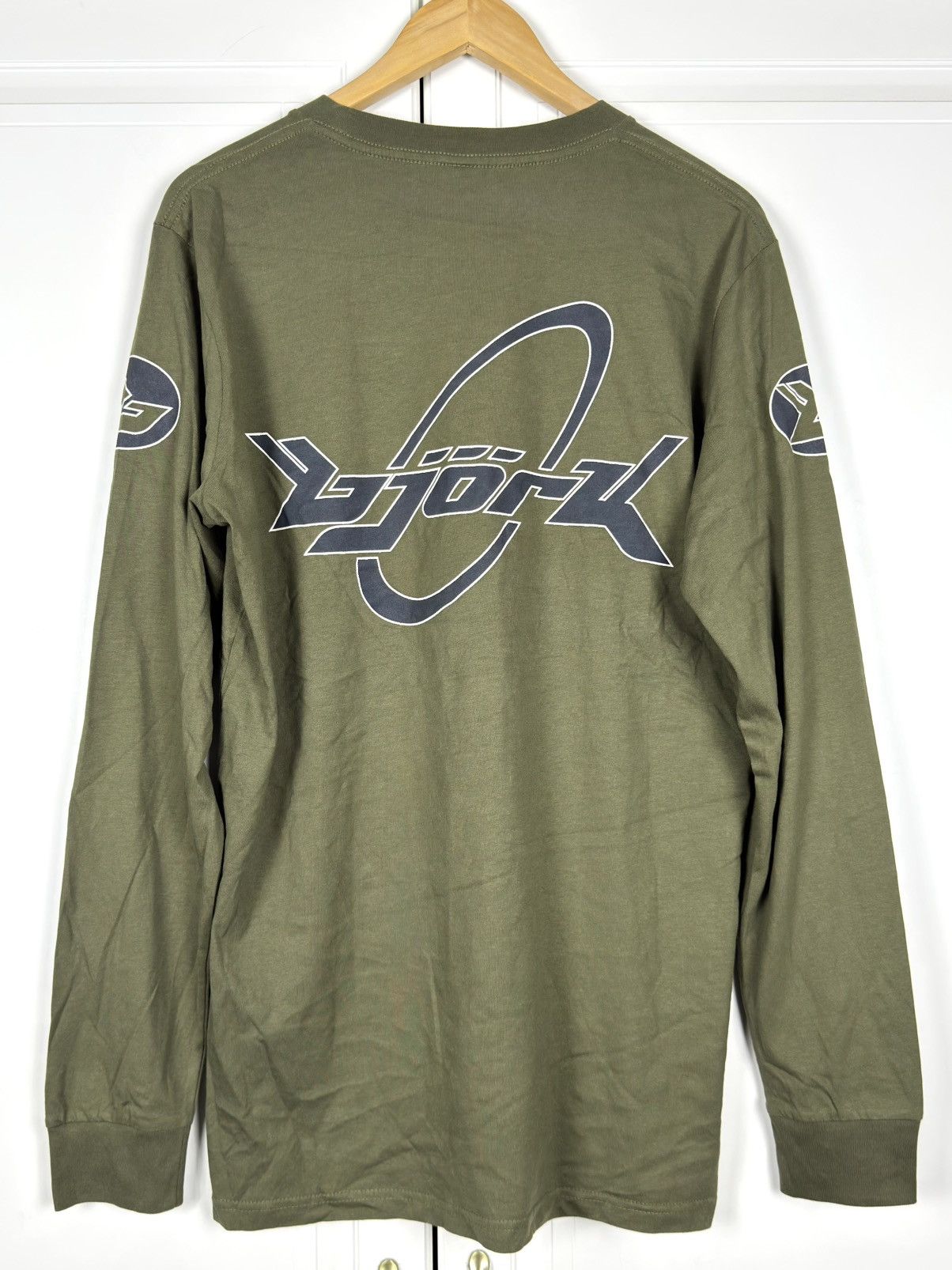 Other Björk Debut logo longsleeve Size US L / EU 52-54 / 3 - 6 Thumbnail