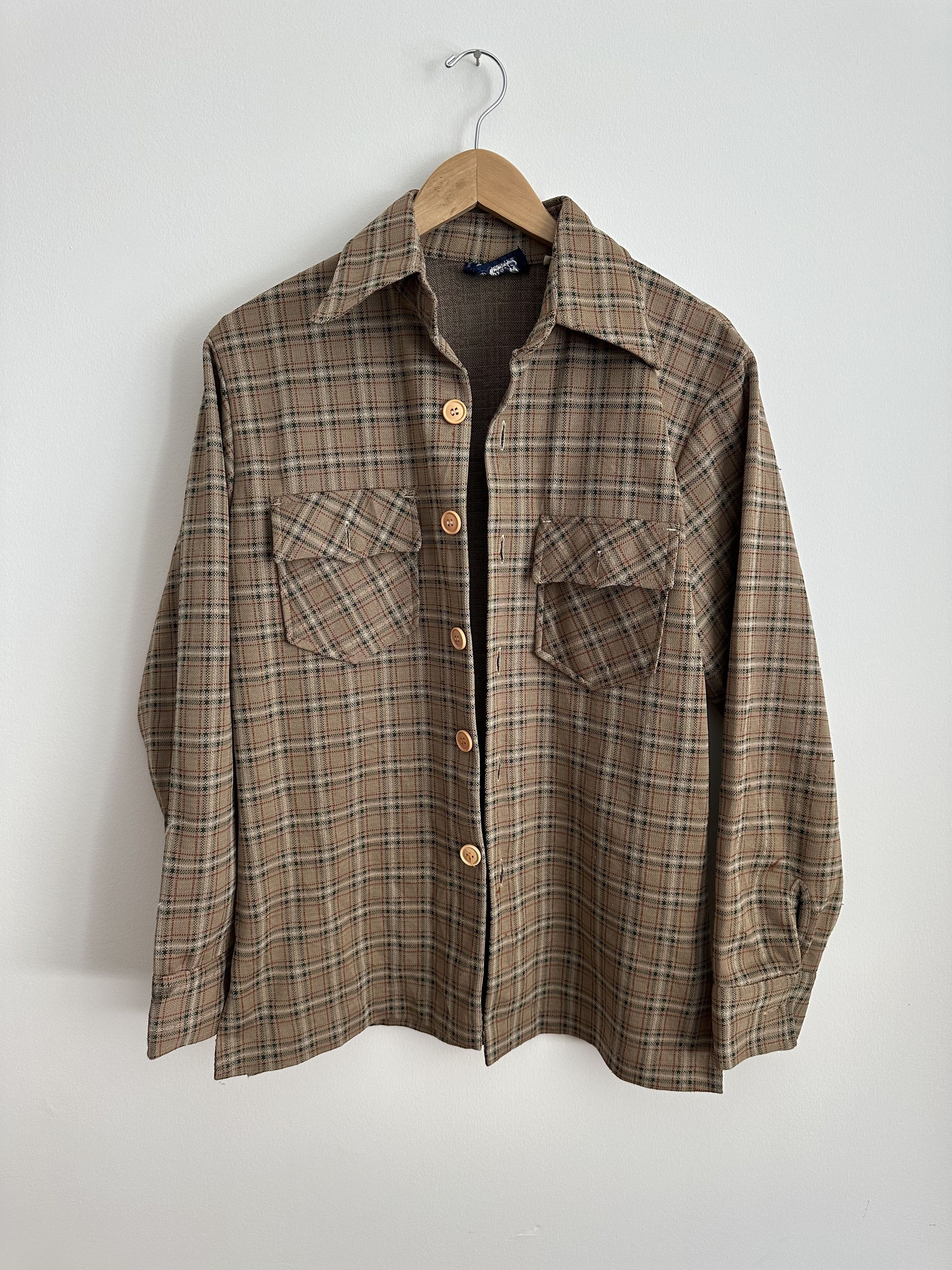 Quest Vintage tan/red/green button down Size US M / EU 48-50 / 2 - 1 Thumbnail