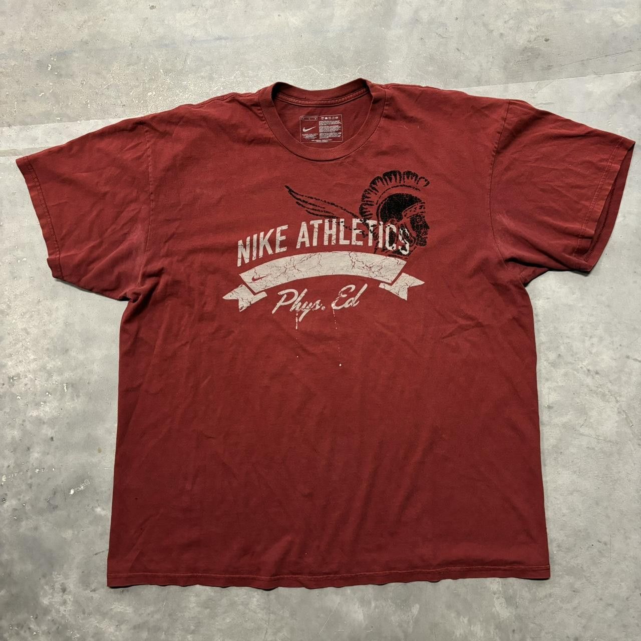 Nike × Vintage Crazy Vintage Y2K/2000s Red Nike Athletics Sports Graphic Tee! Size US XL / EU 56 / 4 - 1 Thumbnail