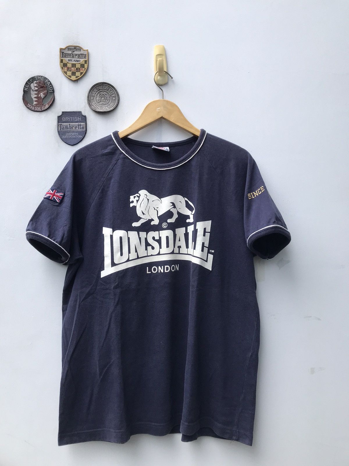 Lonsdale × Other UK × Vintage Lonsdale london Ringer tee tshirt colour navy blue size L Size US M / EU 48-50 / 2 - 2 Thumbnail