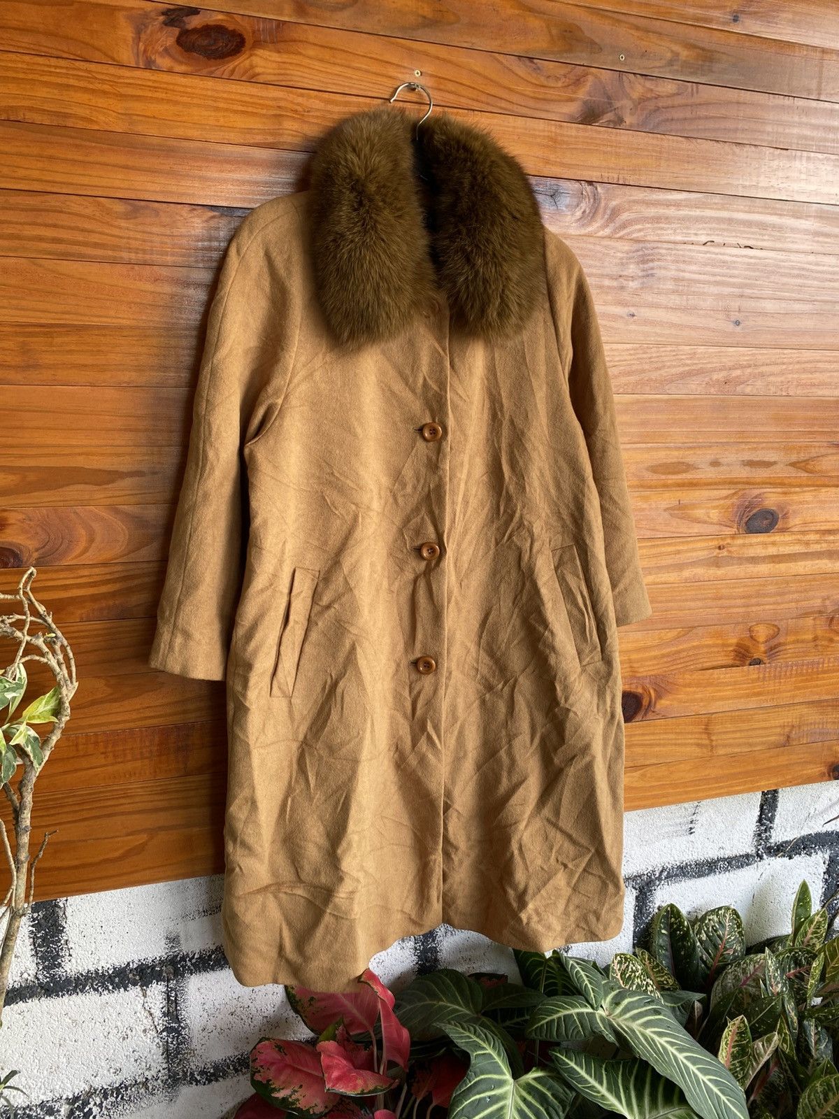 Japanese Brand Vintage AMISTA Camel Wool Coat with Real Fur Collar Elegant Size L / US 10 / IT 46 - 5 Thumbnail