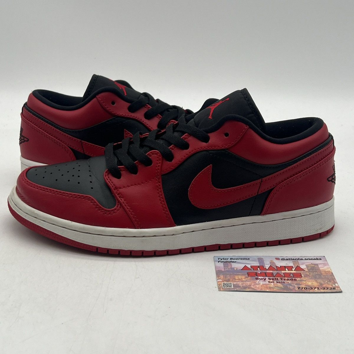 Nike Air Jordan 1 Low reverse bred Size US 9 / EU 42 - 1 Thumbnail