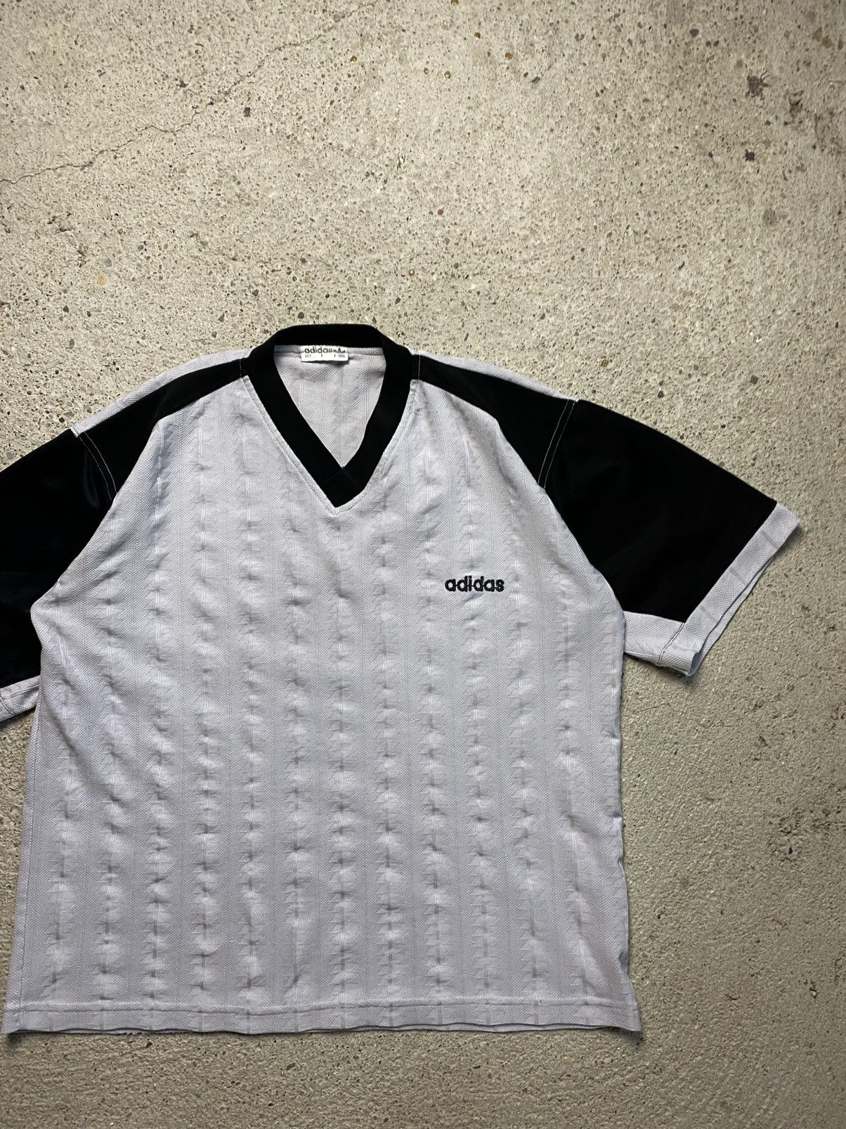 Adidas × Vintage Adidas vintage retro tshirt baggy oversized 90s Size US L / EU 52-54 / 3 - 1 Thumbnail