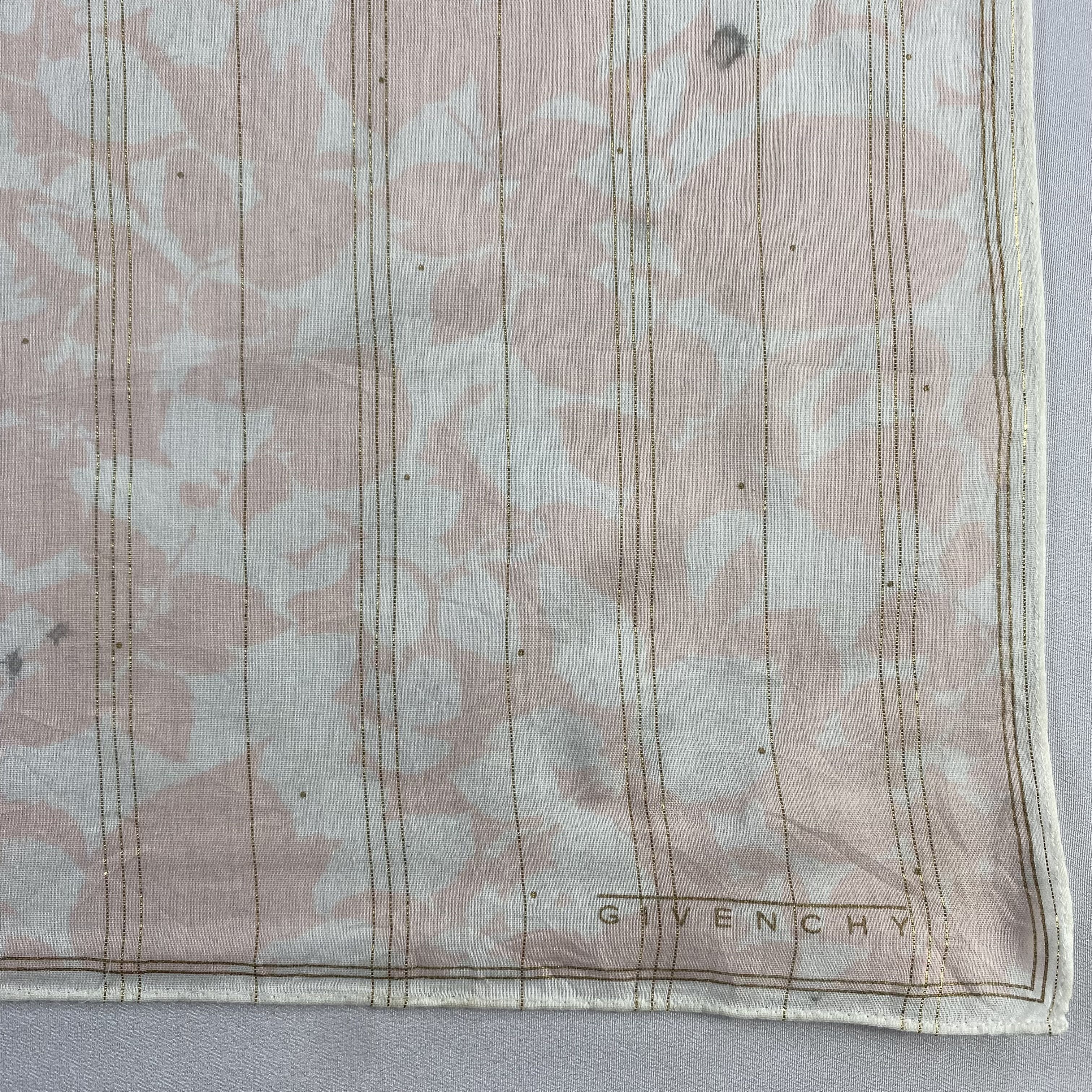 Vintage Givenchy Bandana/ Handkerchief / Neckerchief-P1235 Size ONE SIZE - 3 Thumbnail