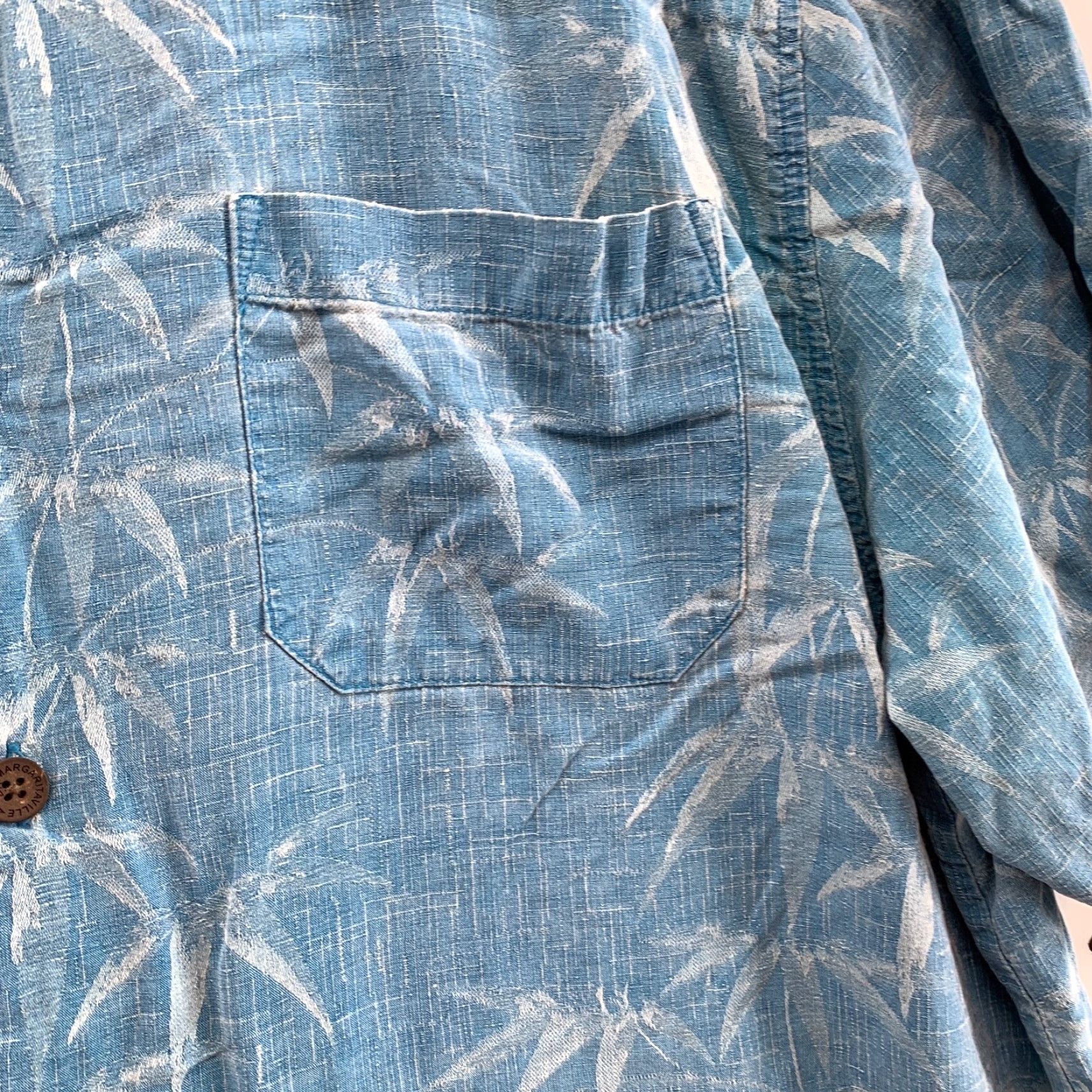 Vintage VINTAGE Margaritaville Hawaiian Silk Shirt Men Large Blue Floral Button-Up 90s Size US L / EU 52-54 / 3 - 7 Thumbnail