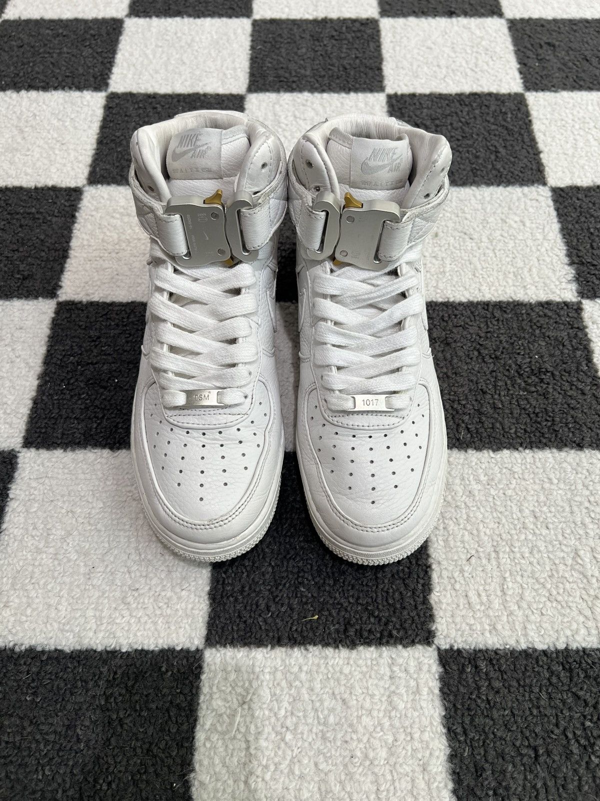 1017 ALYX 9SM × Nike Nike 1017 ALYX 9SM Air Force 1 High Triple White Size US 7.5 / EU 40-41 - 6 Thumbnail