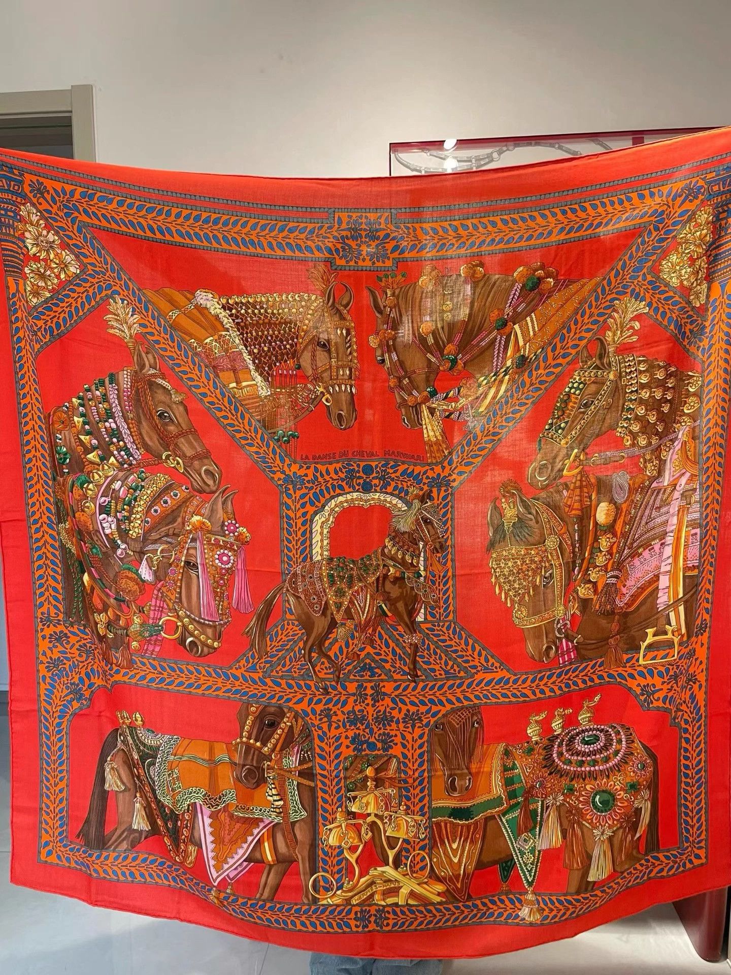 Hermes Hermès 140x140 unused shawl with box Size ONE SIZE - 2 Thumbnail