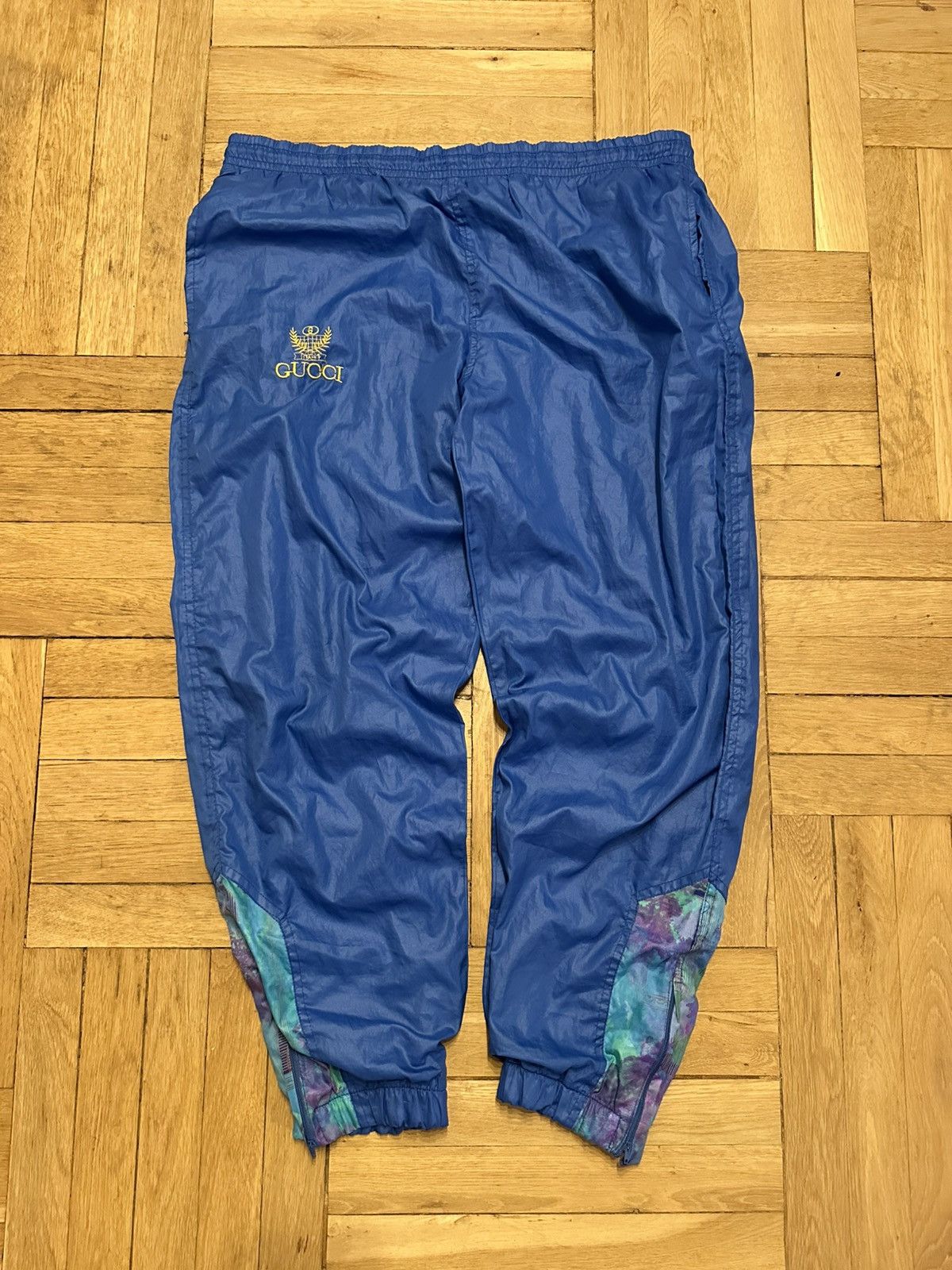 Vintage Vintage Bootleg Gucci windpants size M Size US 34 / EU 50 - 1 Thumbnail