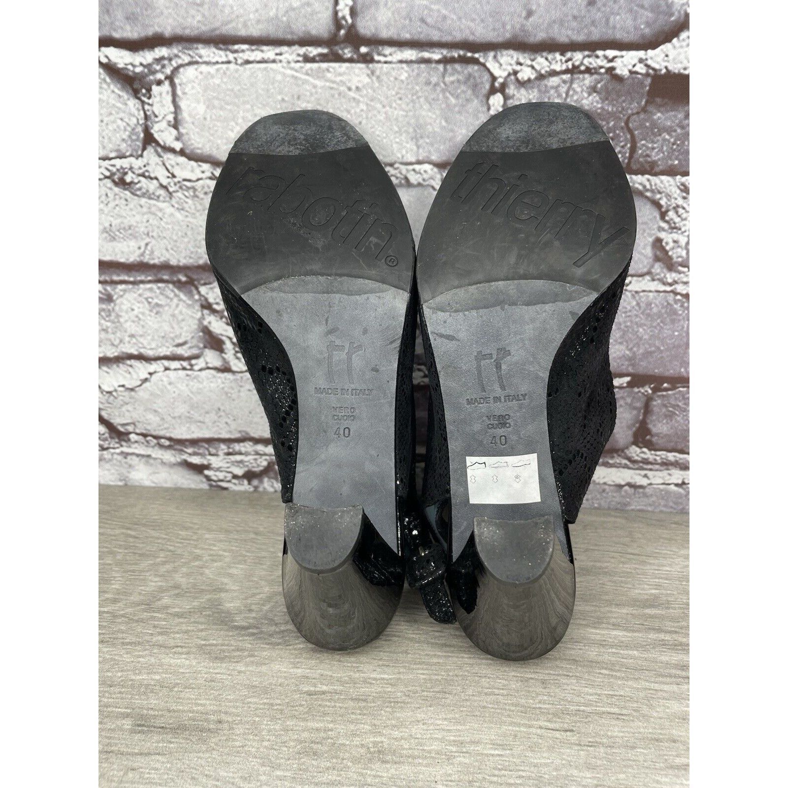 Other Thierry Rabotin Black Leather Snake Print Slingback Pump Hee Size US 9.5 / IT 39.5 - 8 Thumbnail