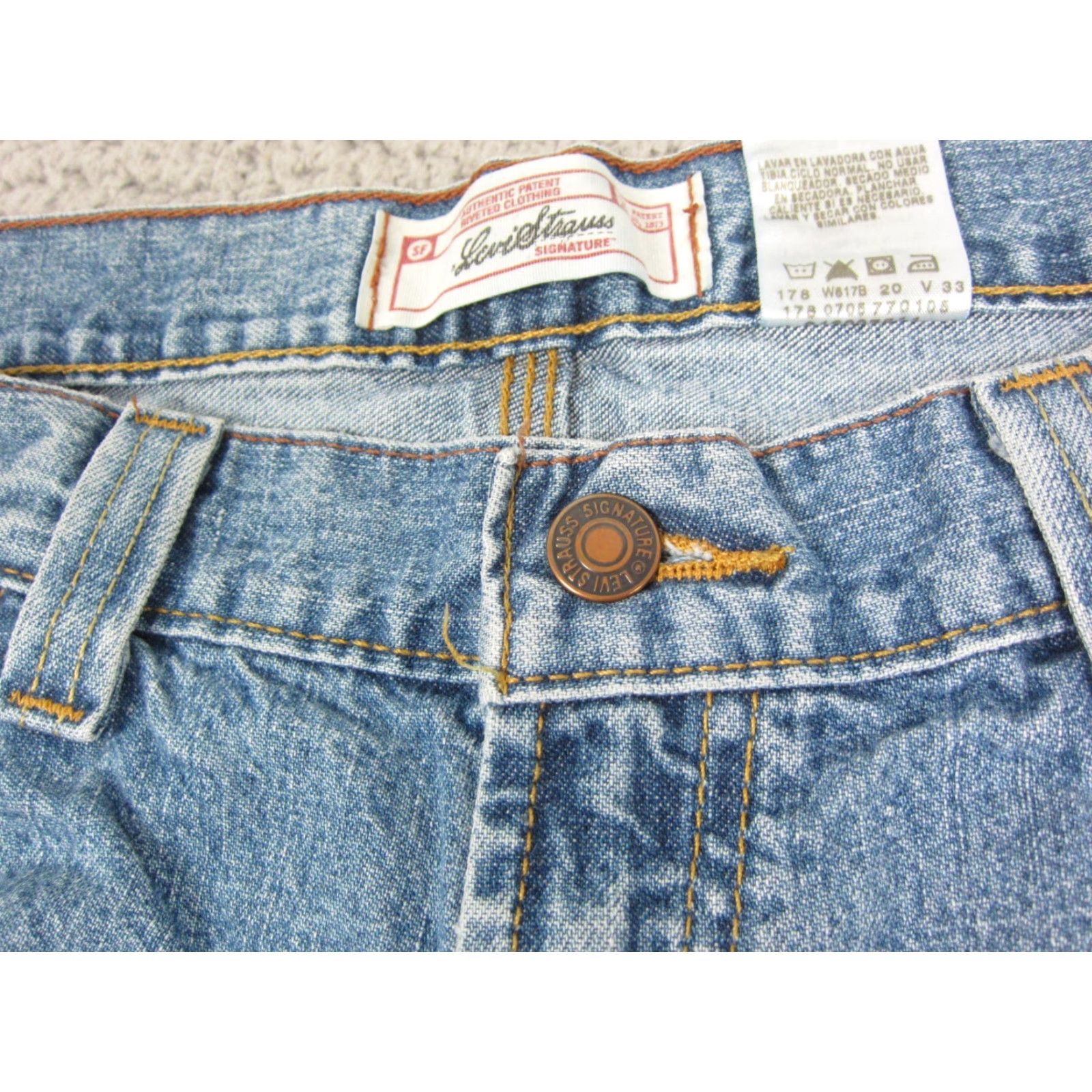 Levi's VINTAGE Levi's Jeans Mens 34x32 Blue Denim Carpenter Straight 90s 80s Baggy Pocket Zipper Button Baggy Denim Jeans Mens Regular Blue 34x32 Size US 34 / EU 50 - 7 Thumbnail