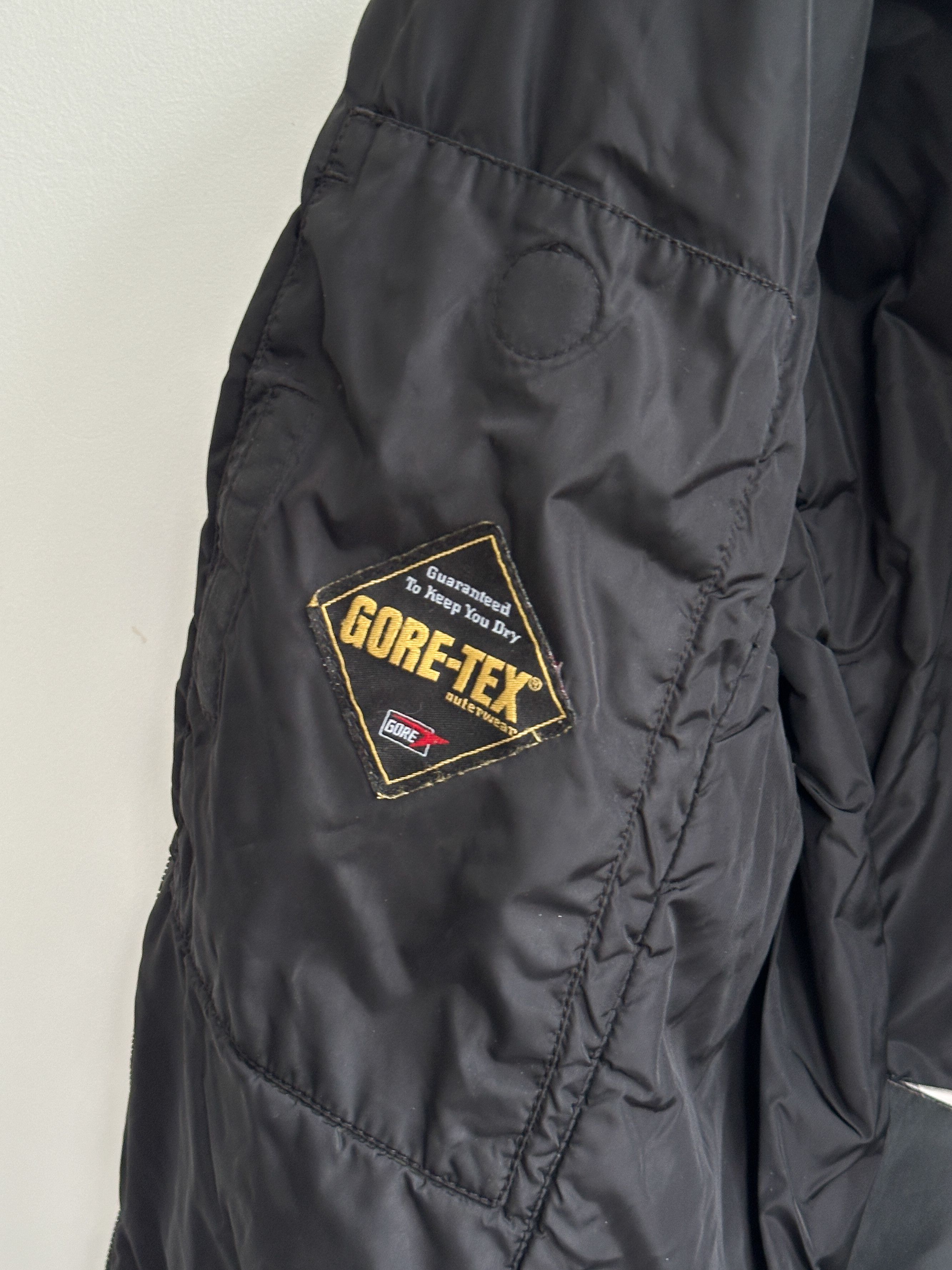 Prada Vintage Prada Gore Tex Coat Jacket Size M / US 6-8 / IT 42-44 - 16 Thumbnail