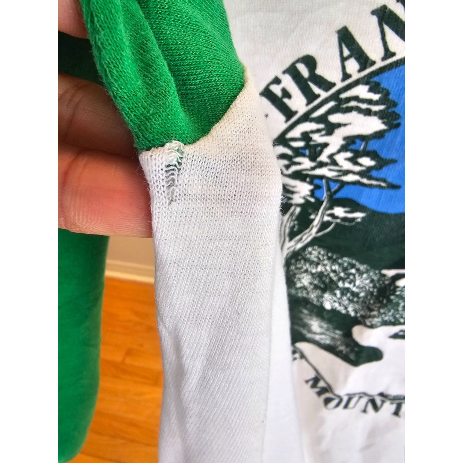 Hanes VINTAGE 80' HANES RAGLAN T-SHIRT SZ MEDIUM MENS white cotton Crew Neck Short Sleeve Fron tNotch Franconia White Mountains Size US M / EU 48-50 / 2 - 7 Thumbnail