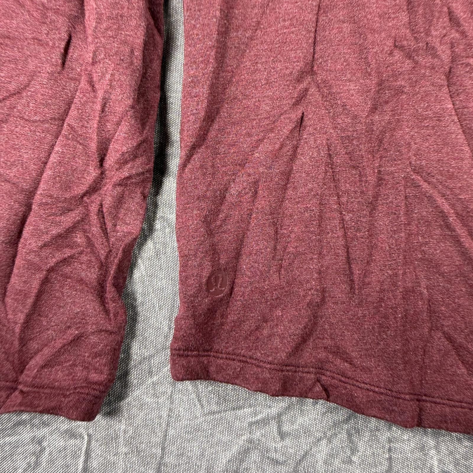Lululemon Lululemon Shirt Women's 8 Burgundy Long Sleeve Active Size M / US 6-8 / IT 42-44 - 7 Thumbnail