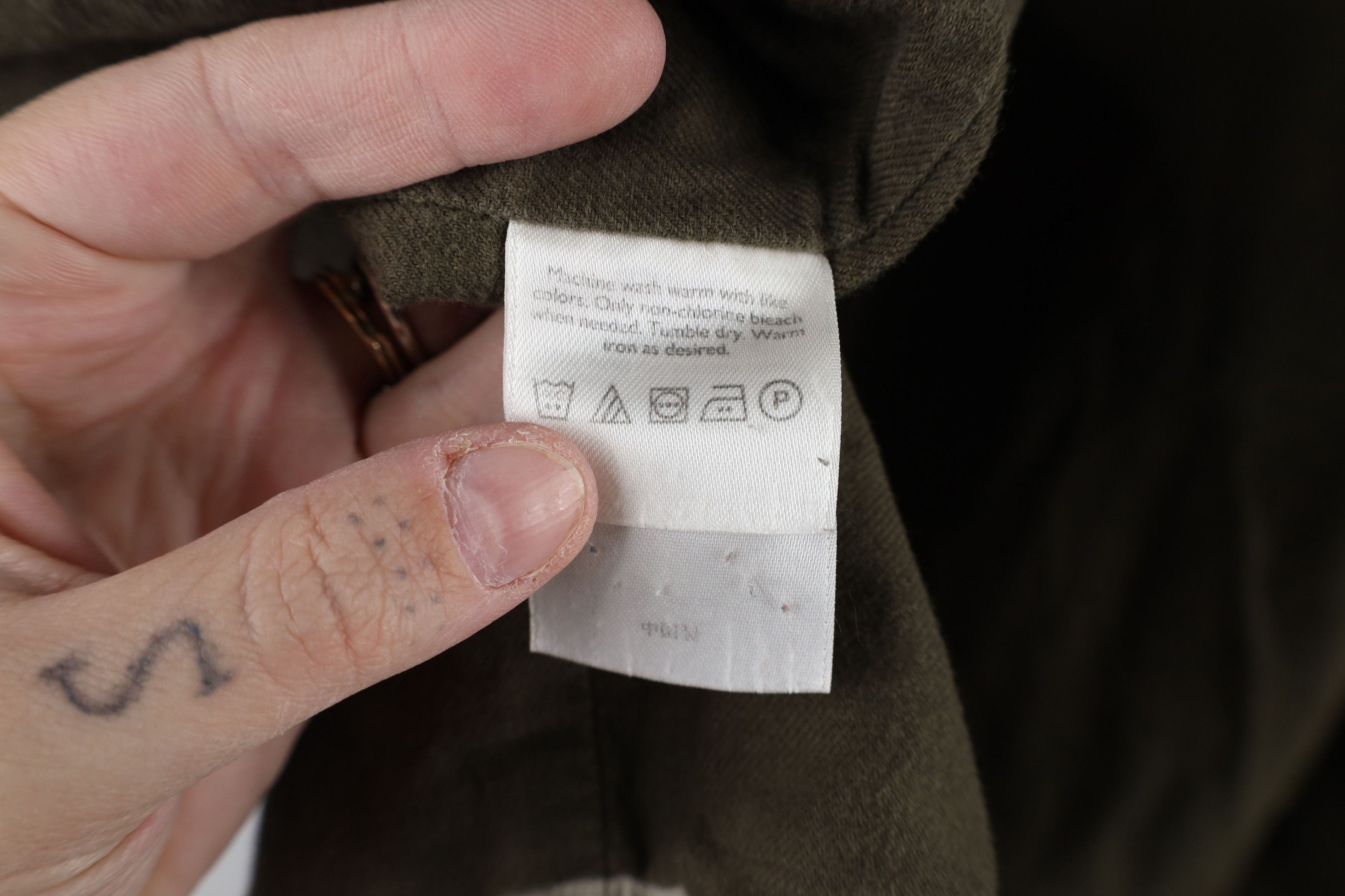 Eddie Bauer × Vintage Vintage Eddie Bauer Heavyweight Lined Full Zip Jacket Beige Size US L / EU 52-54 / 3 - 13 Thumbnail