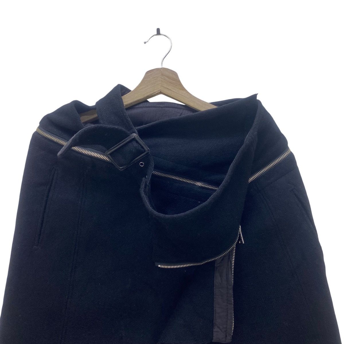 Yohji Yamamoto Yohji Yamamoto Zipper Distressed Wool Skirt Size 27" / US 4 / IT 40 - 5 Thumbnail