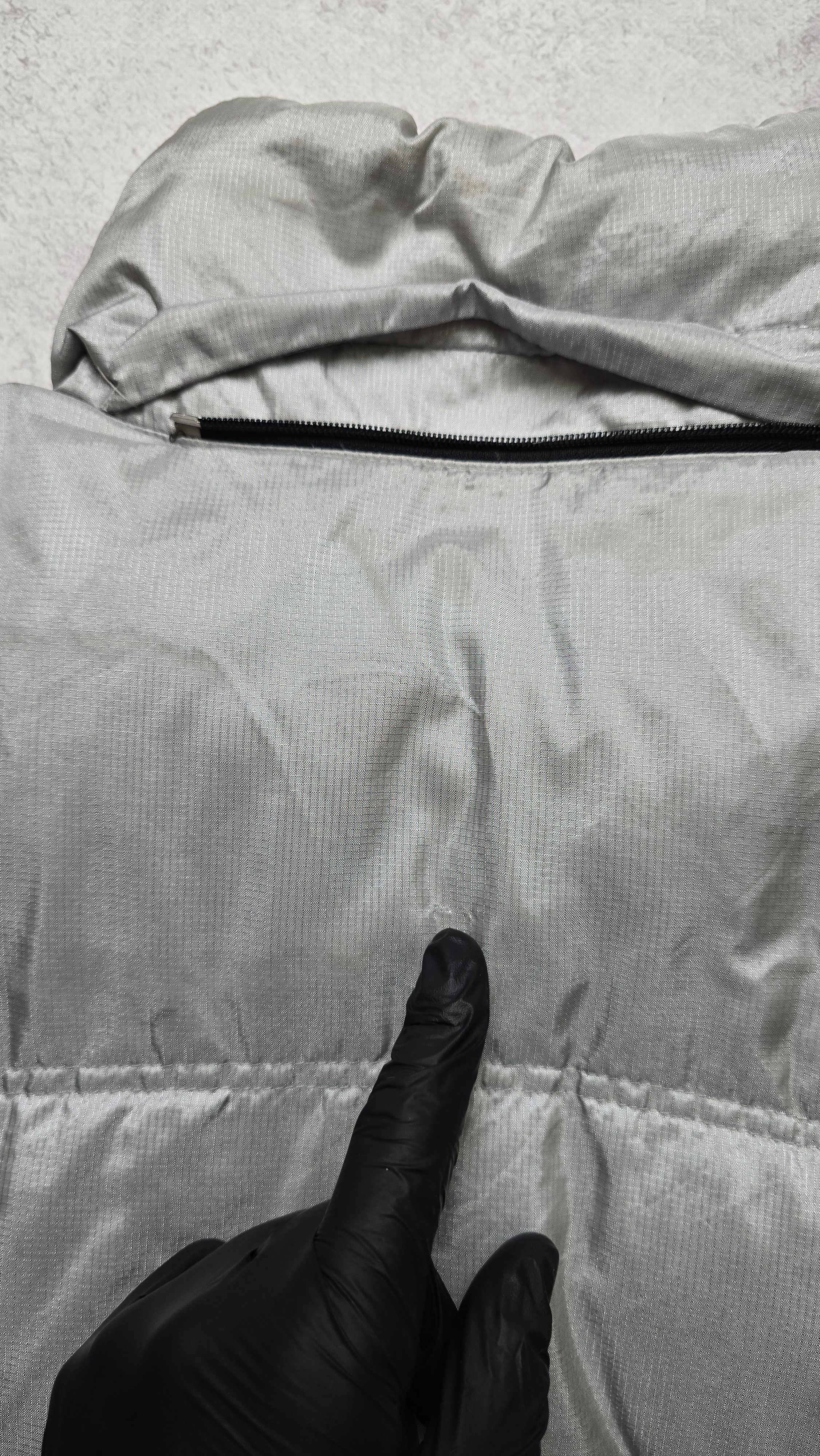 Nike Nike Vintage Y2K Silver Down Puffer Jacket Heavy Winter Coat Size US M / EU 48-50 / 2 - 10 Thumbnail