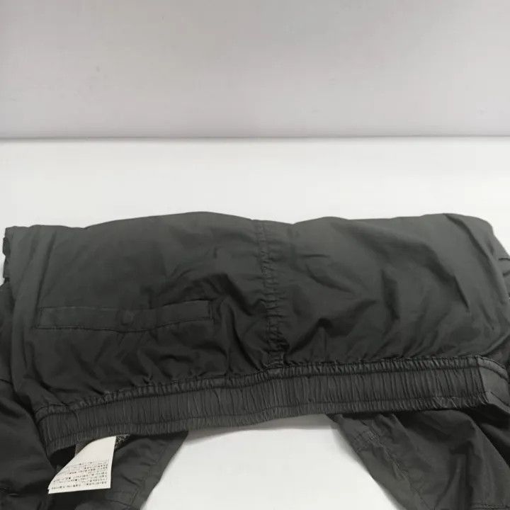 Stone Island Stone Island Casual Cargo Pants in Charcoal Size US 30 / EU 46 - 2 Thumbnail