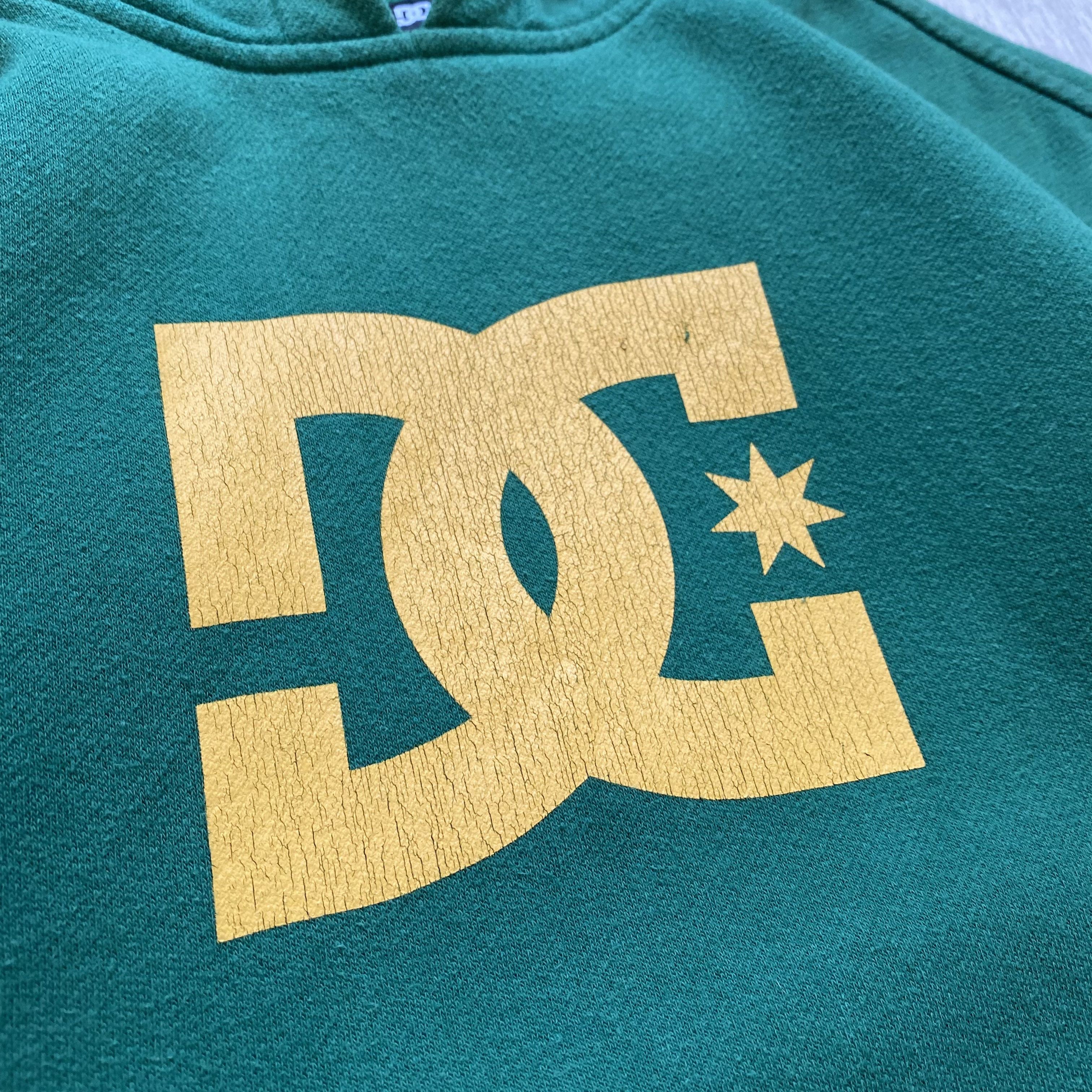 DC 🛹Vintage 00s DC Choes Boxy Hoodie center logo Skategang Size US S / EU 44-46 / 1 - 7 Thumbnail
