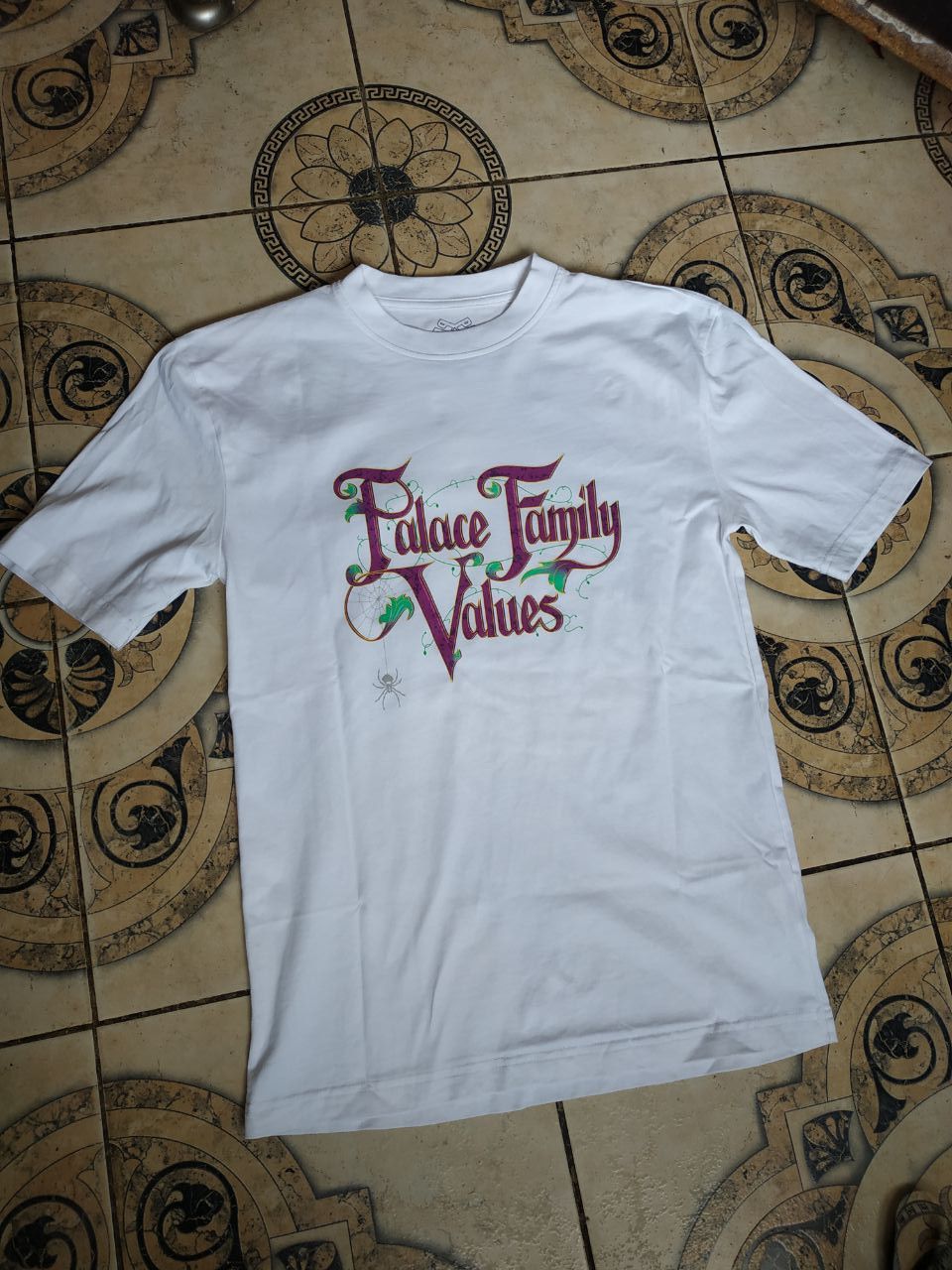 Palace Palace "Family Values" T-Shirt White Size US M / EU 48-50 / 2 - 5 Thumbnail