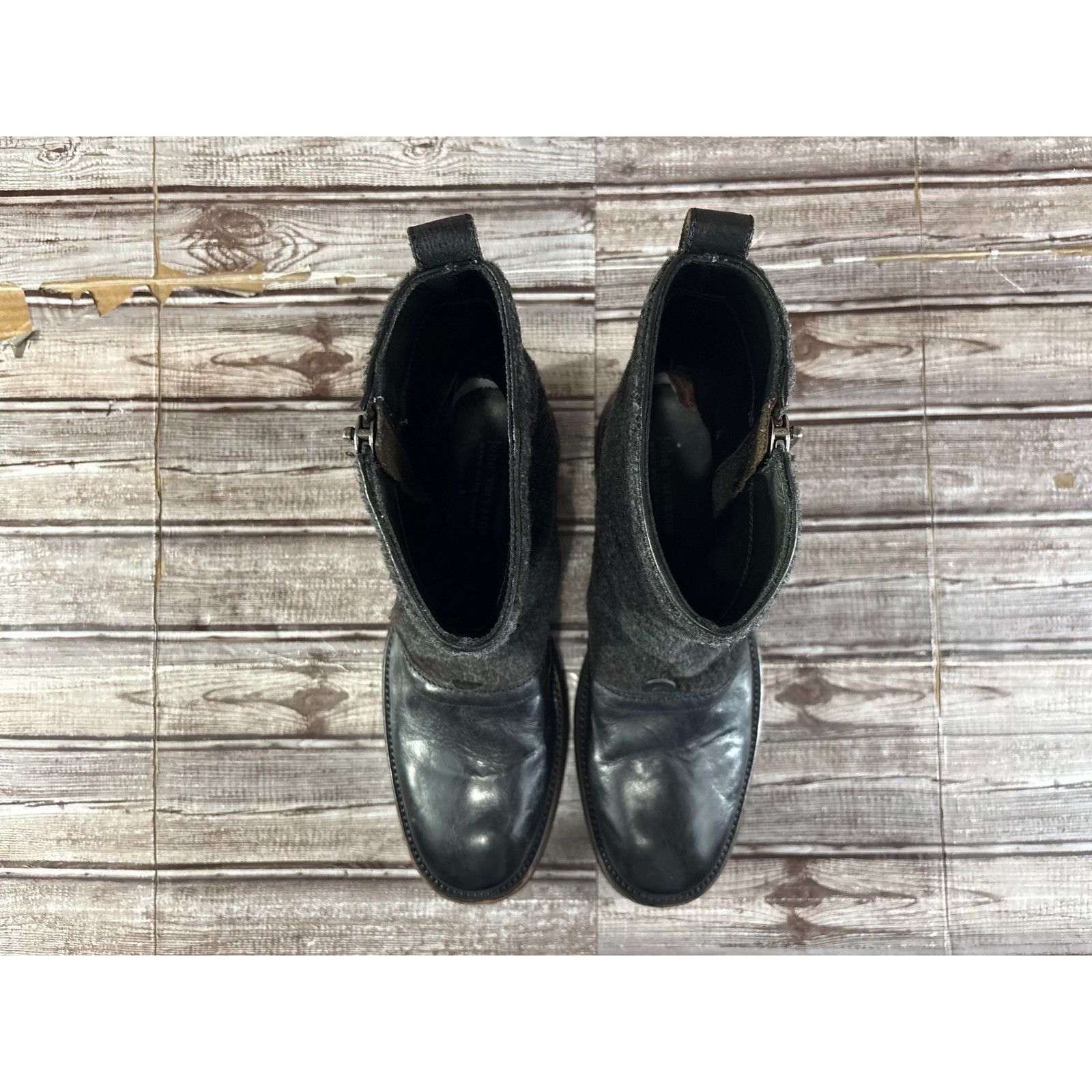 John Varvatos John Varvatos collection wool & Leather Boots sz 8 black gre Size US 8 / EU 41 - 6 Thumbnail