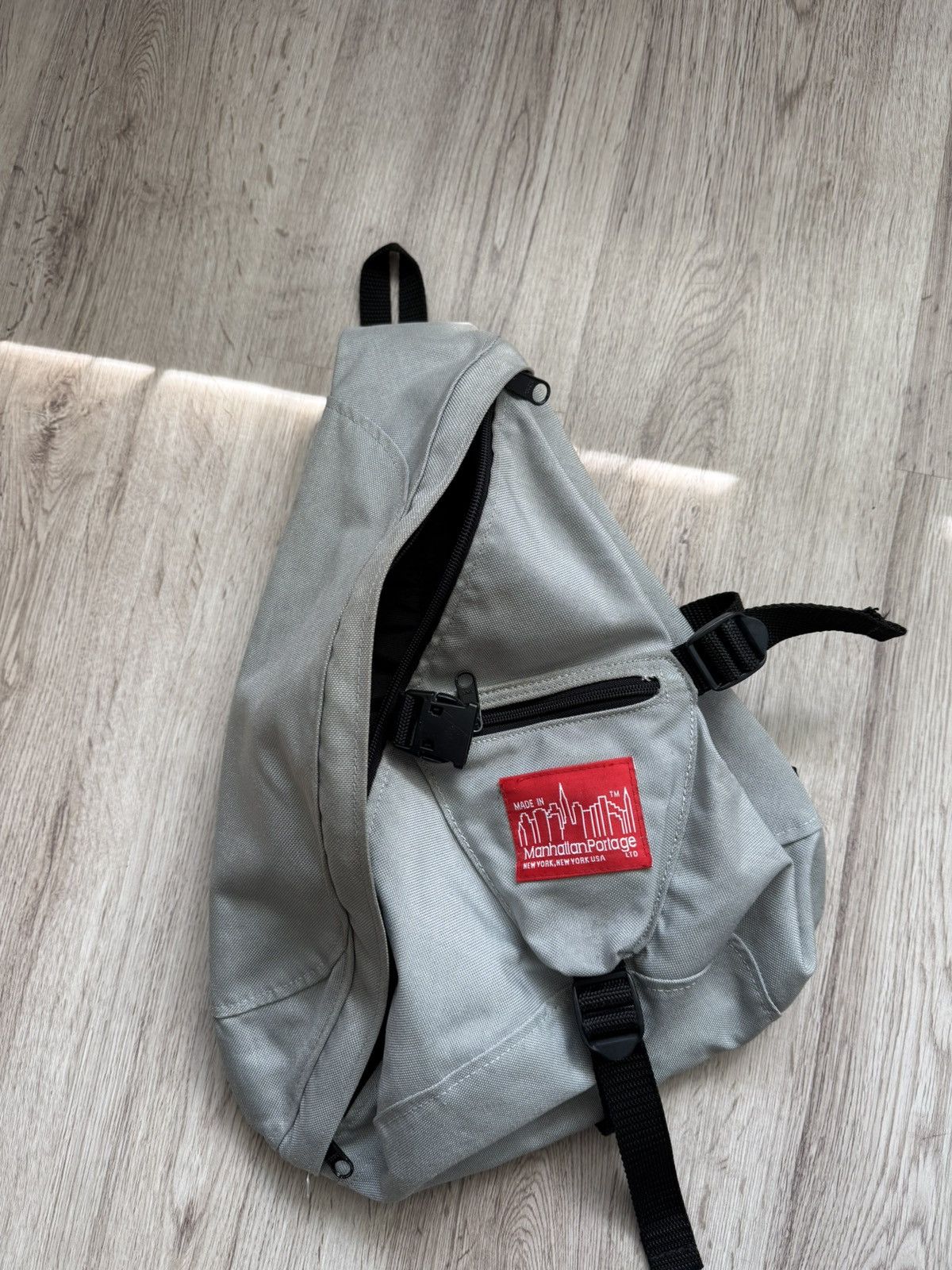 Manhattan Portage Rare Made In USA Manhattan Portage sling bag backpack Size ONE SIZE - 23 Thumbnail