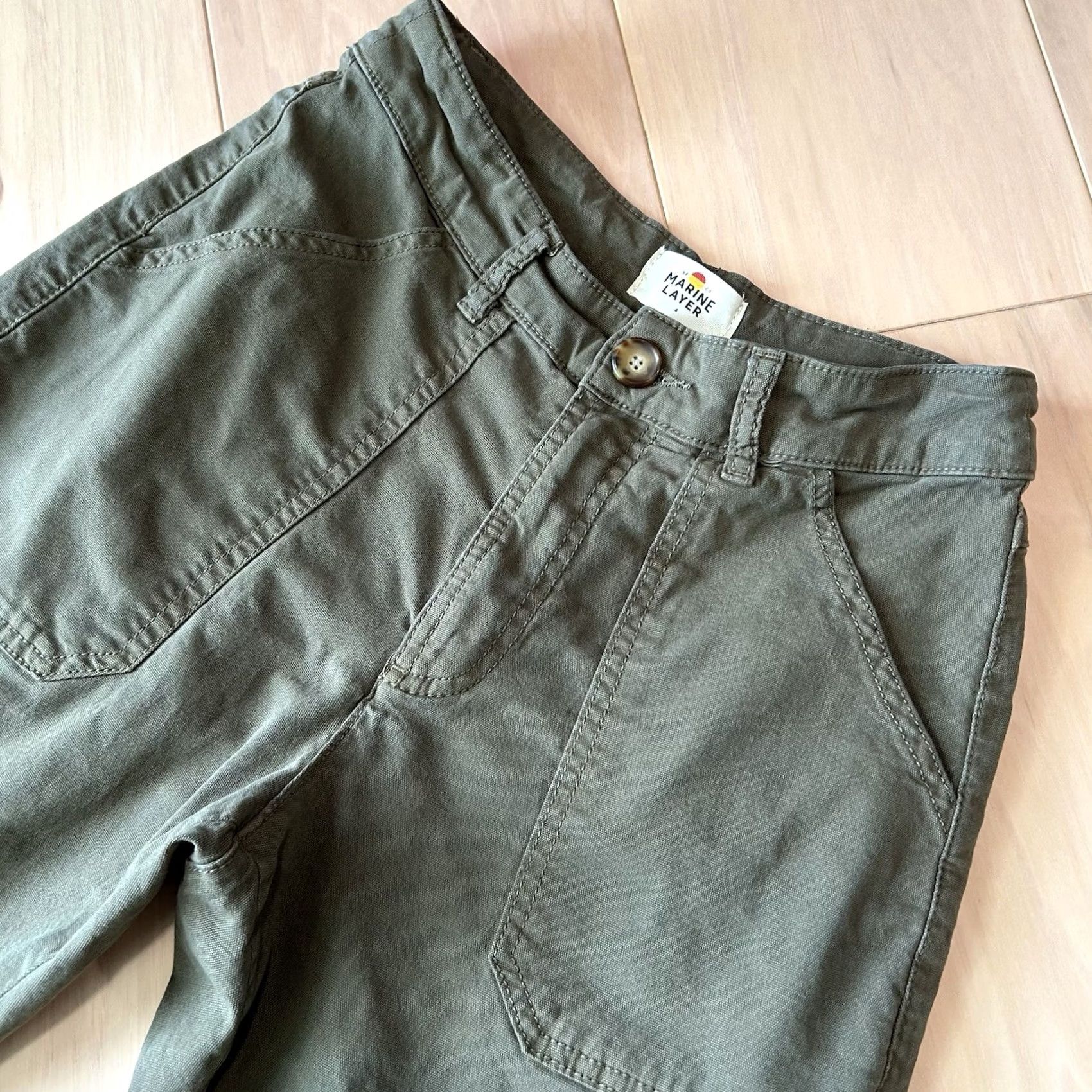 Marine Layer VINTAGE? No — Marine Layer Thermal Military Pant Maya Straight Olive Women’s 4 Pants Regular Green 4 inseam 24 in City Casual Workwear Urban Fashion Size 27" / US 4 / IT 40 - 3 Thumbnail