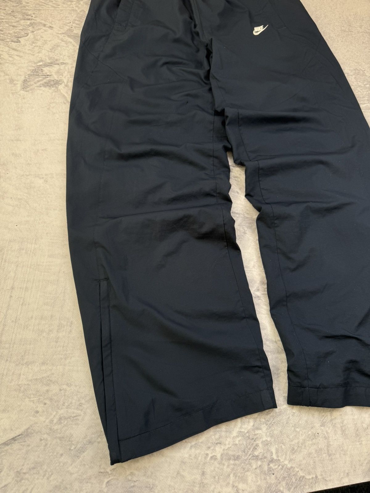 Nike × Vintage NIKE VINTAGE BASIC LOGO OVERSIZE BAGGY PANTS Size US 34 / EU 50 - 2 Thumbnail