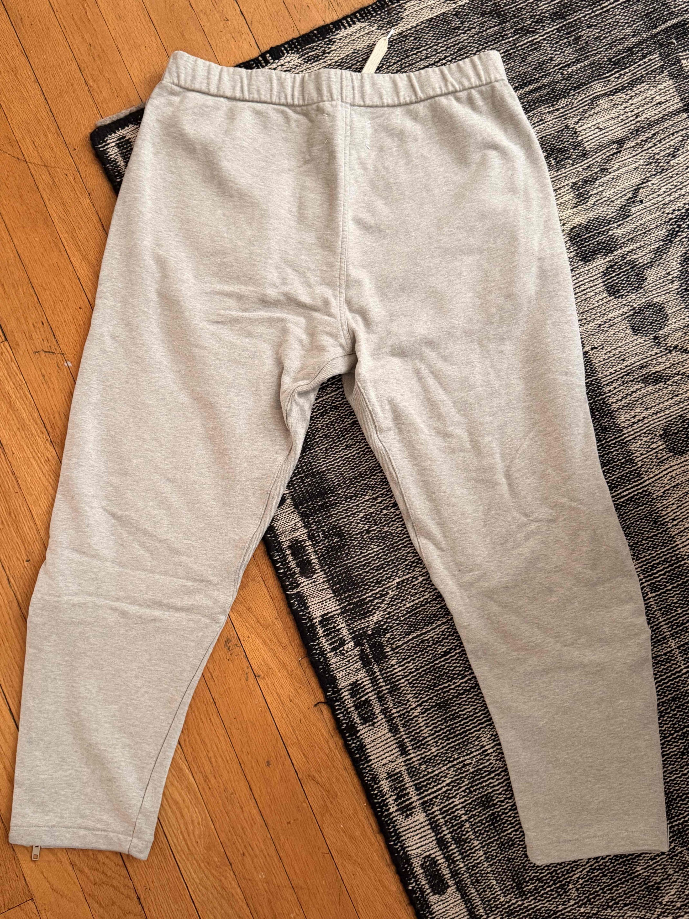 Maison Margiela NWT $820 Sz 48 Maison Margiela Gray Sweatpants Size US 32 / EU 48 - 4 Thumbnail