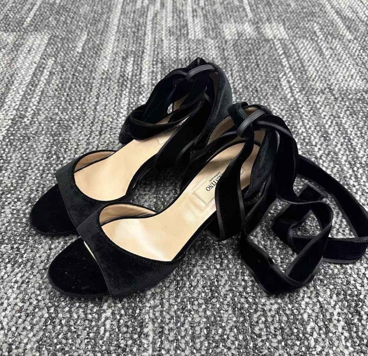Valentino Valentino Velvet Lace-Up High Heels J42 Size US 6 / IT 36 - 1 Thumbnail