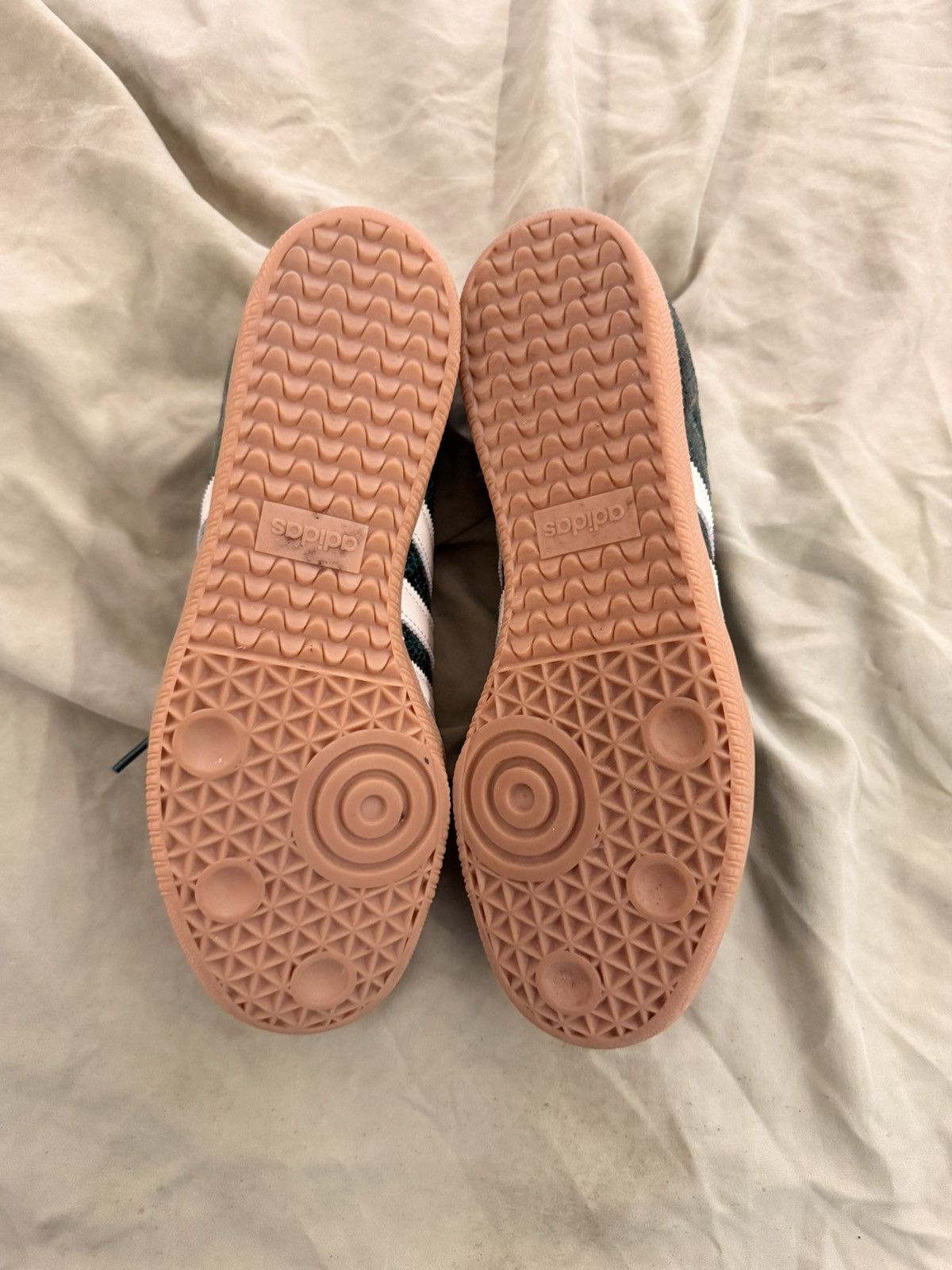 Adidas Adidas “UNISEX” Green Embossed Snakeskin Leather Sneakers Size US 10 / IT 40 - 3 Thumbnail