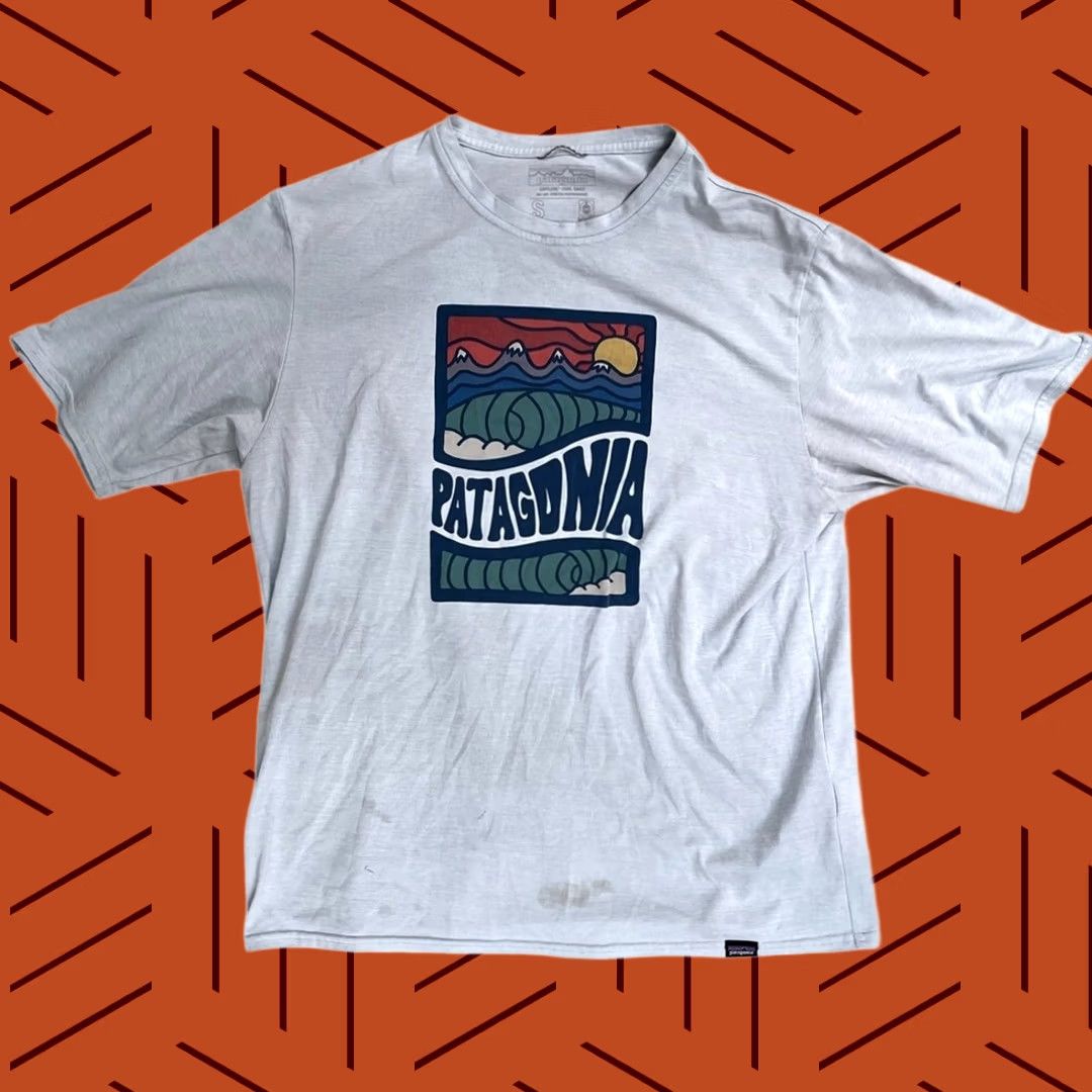 Patagonia Patagonia Men's Capilene Cool Graphic Shirt White Size S Size US S / EU 44-46 / 1 - 1 Thumbnail