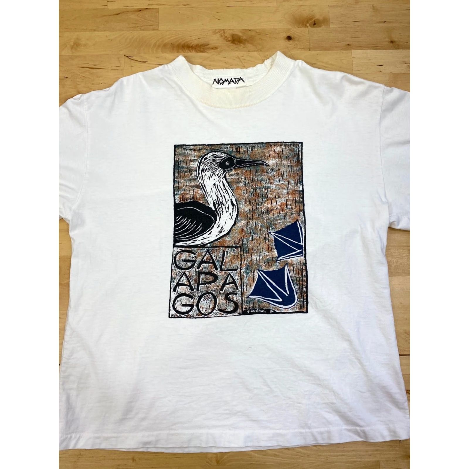 Nomad VINTAGE Nomada T-Shirt Men’s Galapagos Islands Blue Footed Booby Size S White Crew Neck Long Sleeve 100% Cotton Shirt Mens Size US S / EU 44-46 / 1 - 4 Thumbnail