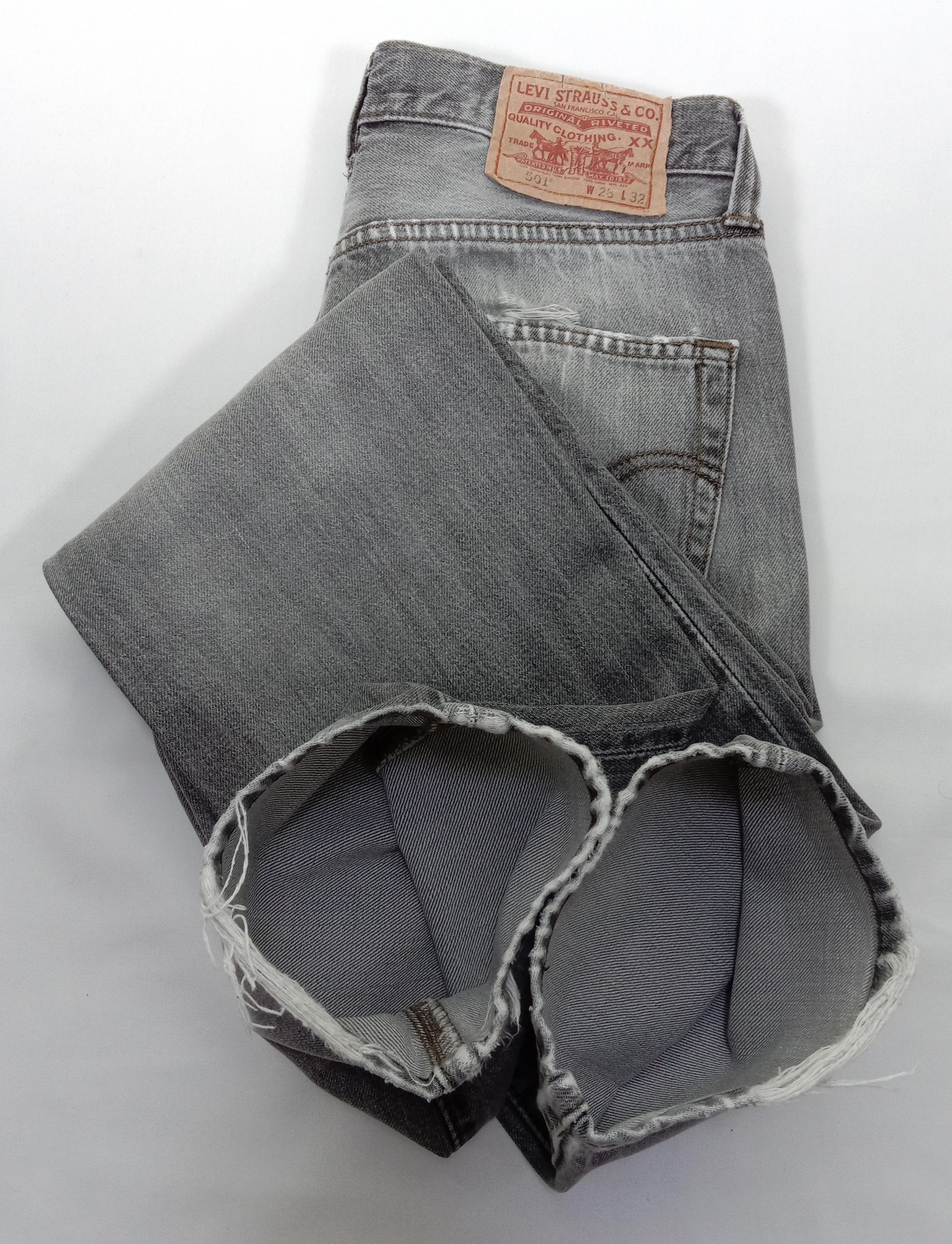 Levi's Vintage Levi's 501 Faded Black Jeans Buttons Fly Denim Size US 28 / EU 44 - 17 Thumbnail