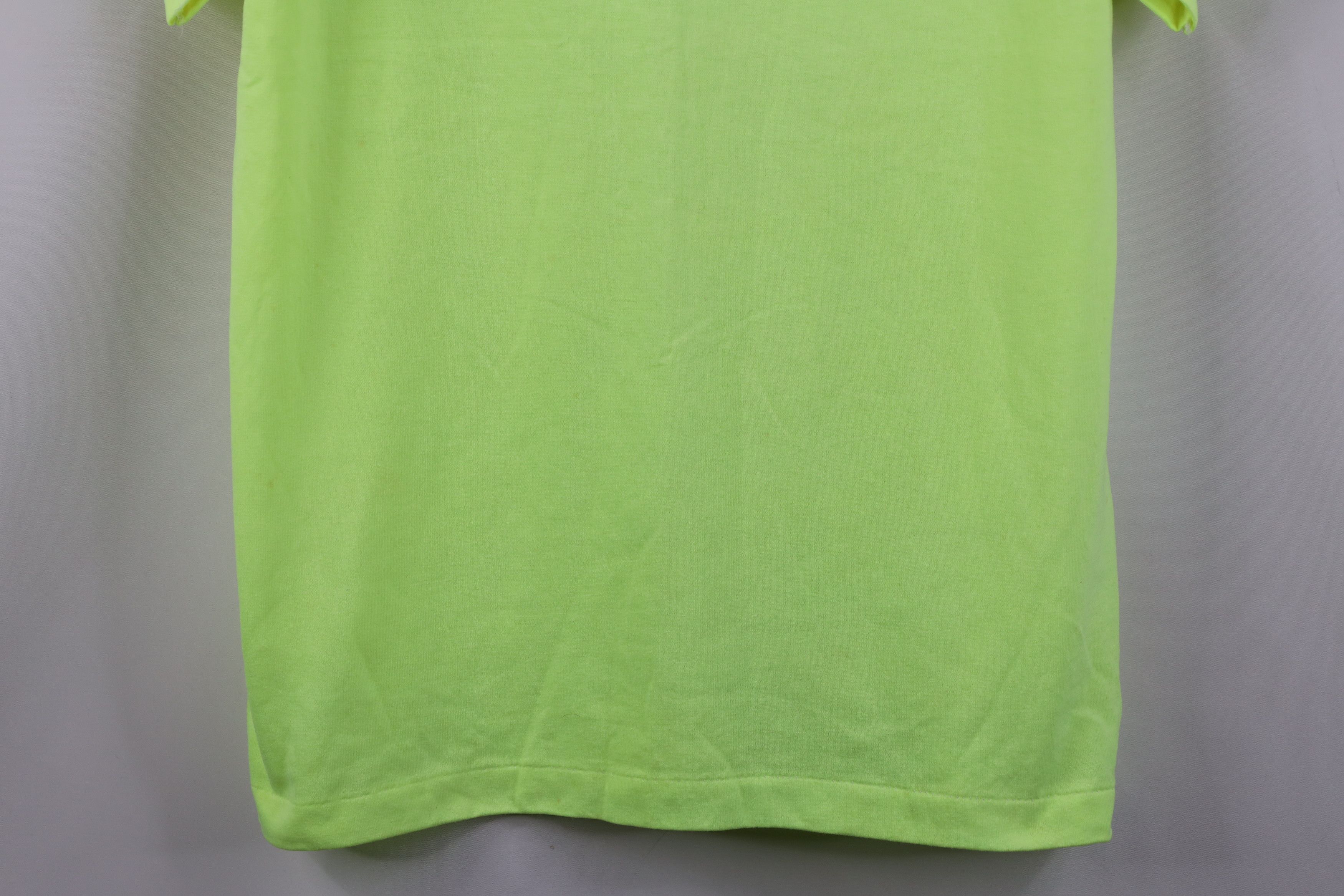 Vintage Vintage 90s Streetwear Short Sleeve T-Shirt Highlighter USA Size US L / EU 52-54 / 3 - 3 Thumbnail