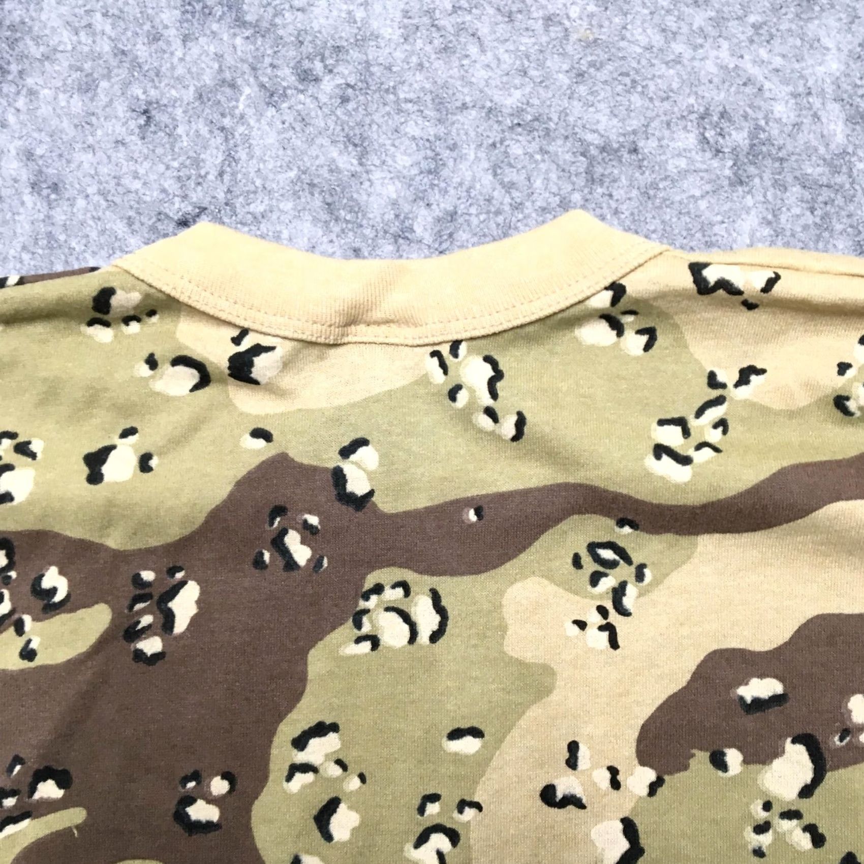 Vintage VINTAGE Tee Swing Shirt Camouflage Desert Chocolate Chip Military USA 90s Shirt Mens Small Beige Camouflage 90s Mens Small Size US S / EU 44-46 / 1 - 6 Thumbnail