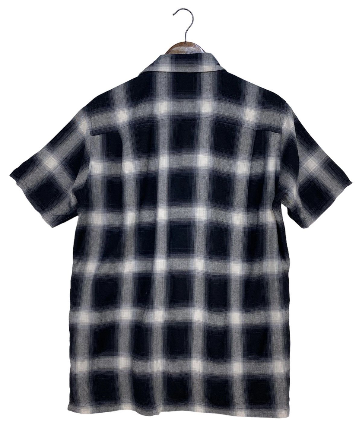 Attachment Kazuyuki Kumagai Shirt Button Ups Size US M / EU 48-50 / 2 - 3 Thumbnail