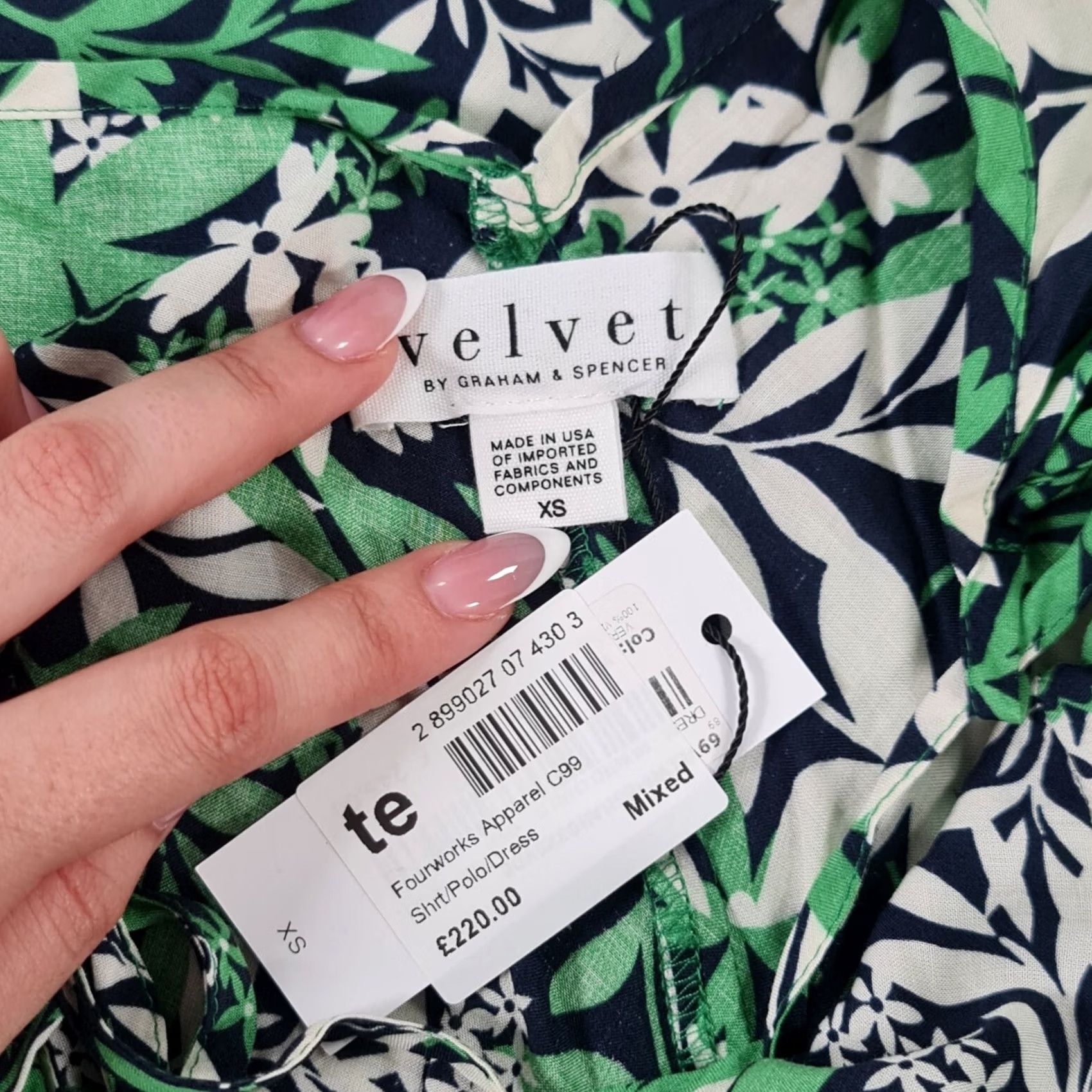 Velvet VINTAGE? No. (Note: Original is not vintage) Velvet by Graham & Spencer Womens Dress Sleeveless V-Neck Floral Midi Challis XS Green Size XS / US 0-2 / IT 36-38 - 5 Thumbnail