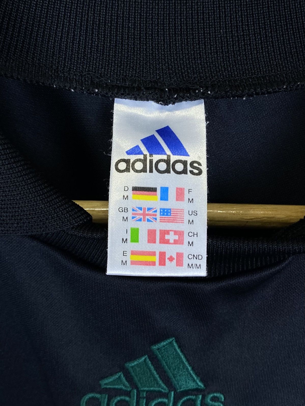 Adidas Vintage Adidas Keeper Long Sleeve Jersey Soccer Shirt Top Size US M / EU 48-50 / 2 - 6 Thumbnail