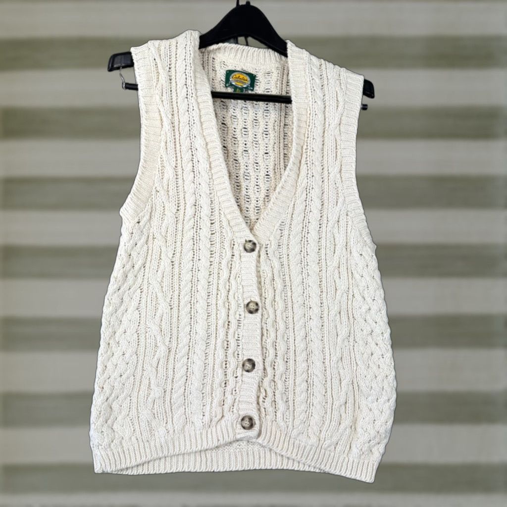 Vintage VINTAGE Cabela’s Sweater Vest Womens M Ivory Button Front V-Neck Cable Knit Sleeveless Holiday Mens Womens Size M / US 6-8 / IT 42-44 - 1 Thumbnail