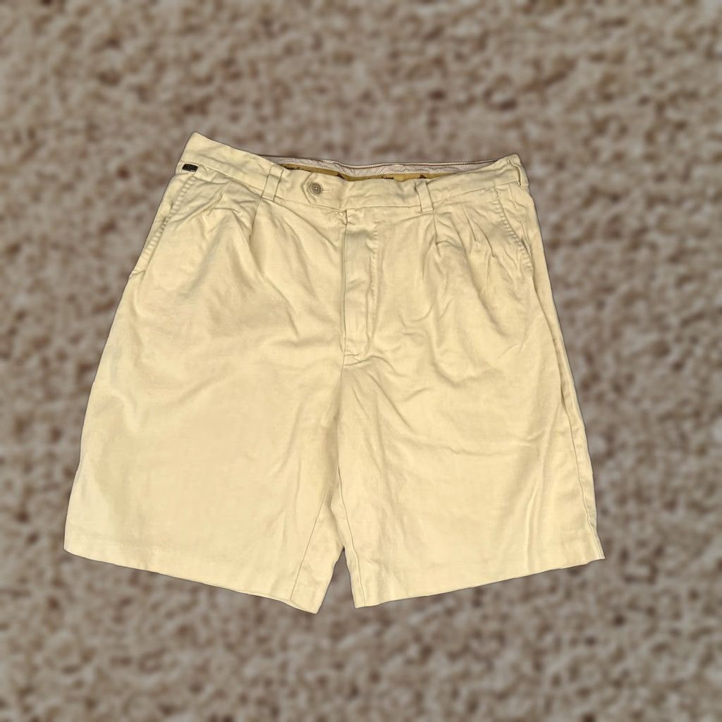 Tommy Bahama Tommy Bahama Shorts Mens 34 Khaki Silk Cotton Pleated Chino Zip Fly Herringbone Size US 34 / EU 50 - 1 Thumbnail