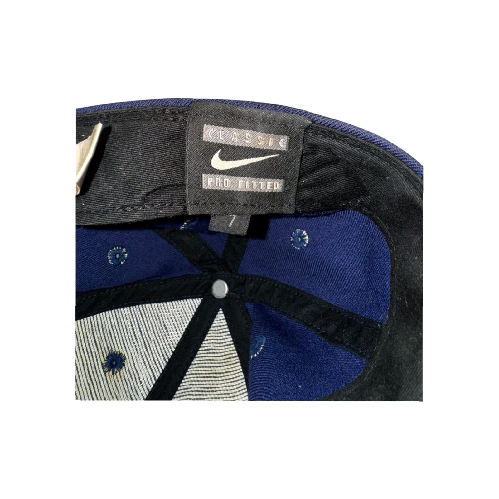 Nike VINTAGE Nike Hat 90s Navy Blue Fitted Cap Sz 7 RARE Mens Cap Baseball Cap Swoosh Hat Size 7 Nike Size ONE SIZE - 7 Thumbnail