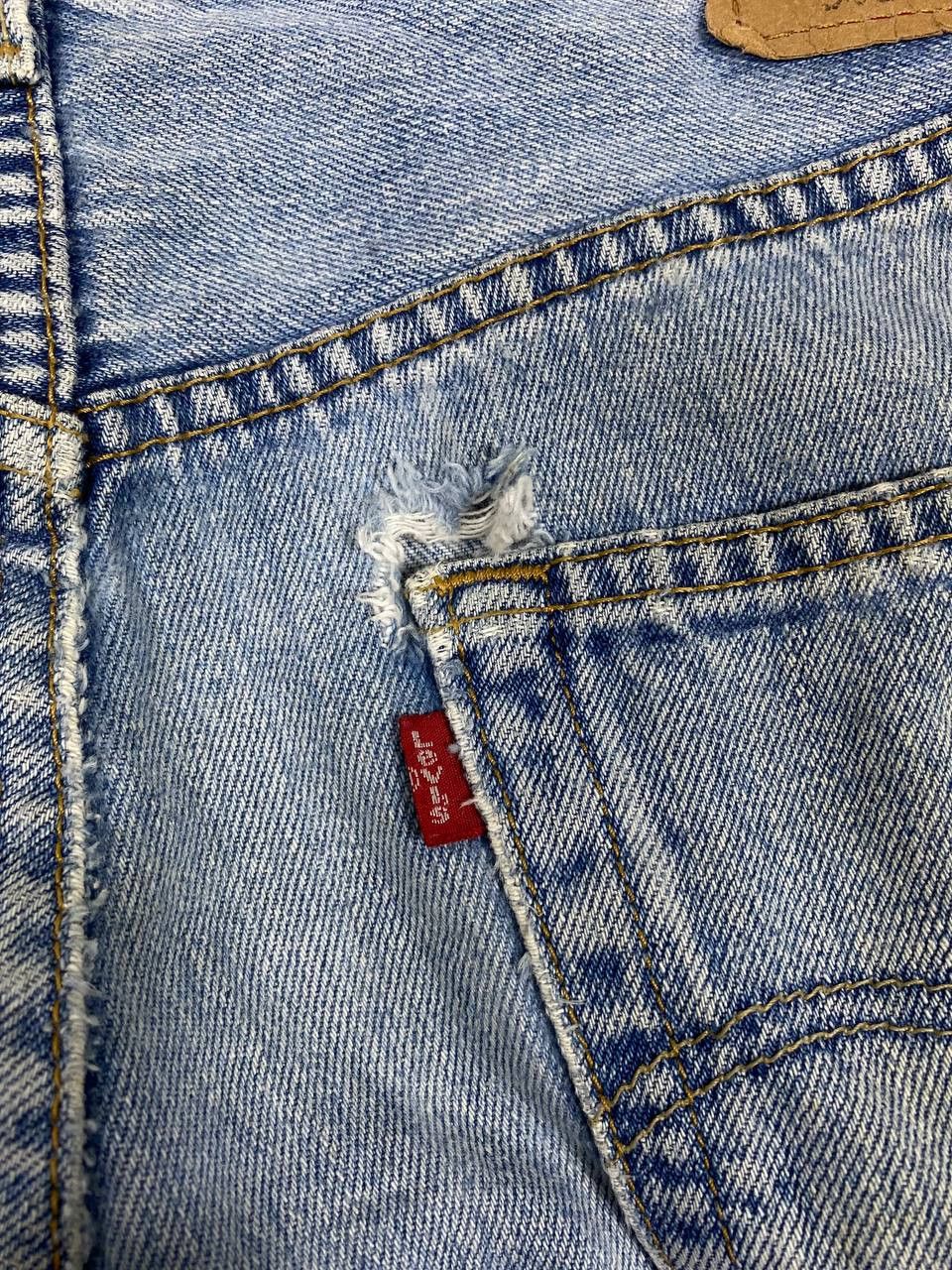 Levi's vintage levis 501 lightwash distressed denim nice design Size US 35 - 4 Thumbnail