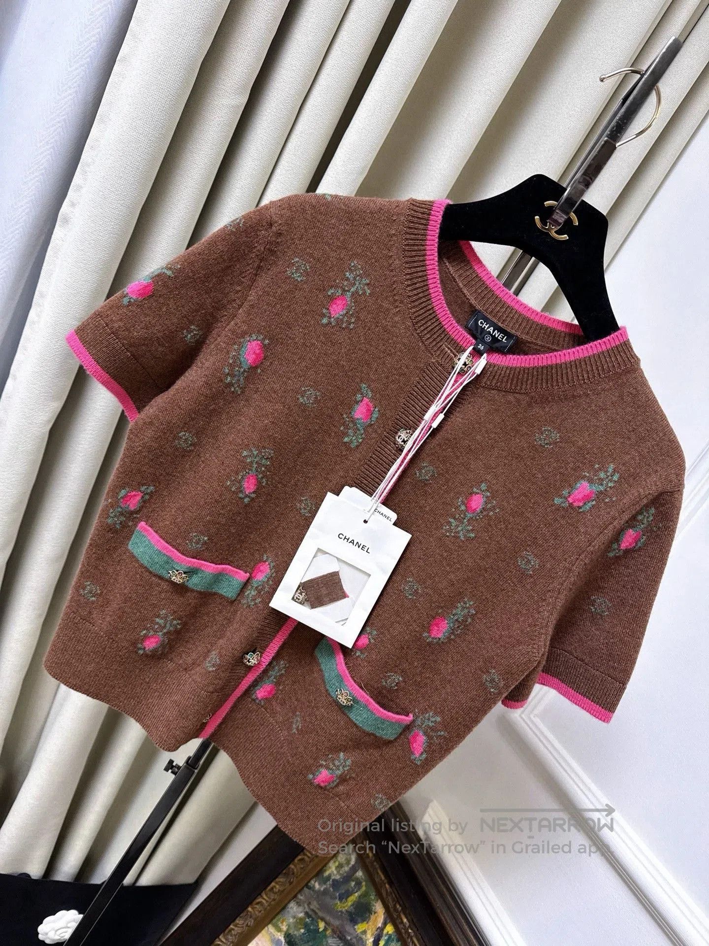 Chanel Chanel 22K Brown Floral Cashmere Cardigan. Size XS / US 0-2 / IT 36-38 - 1 Thumbnail